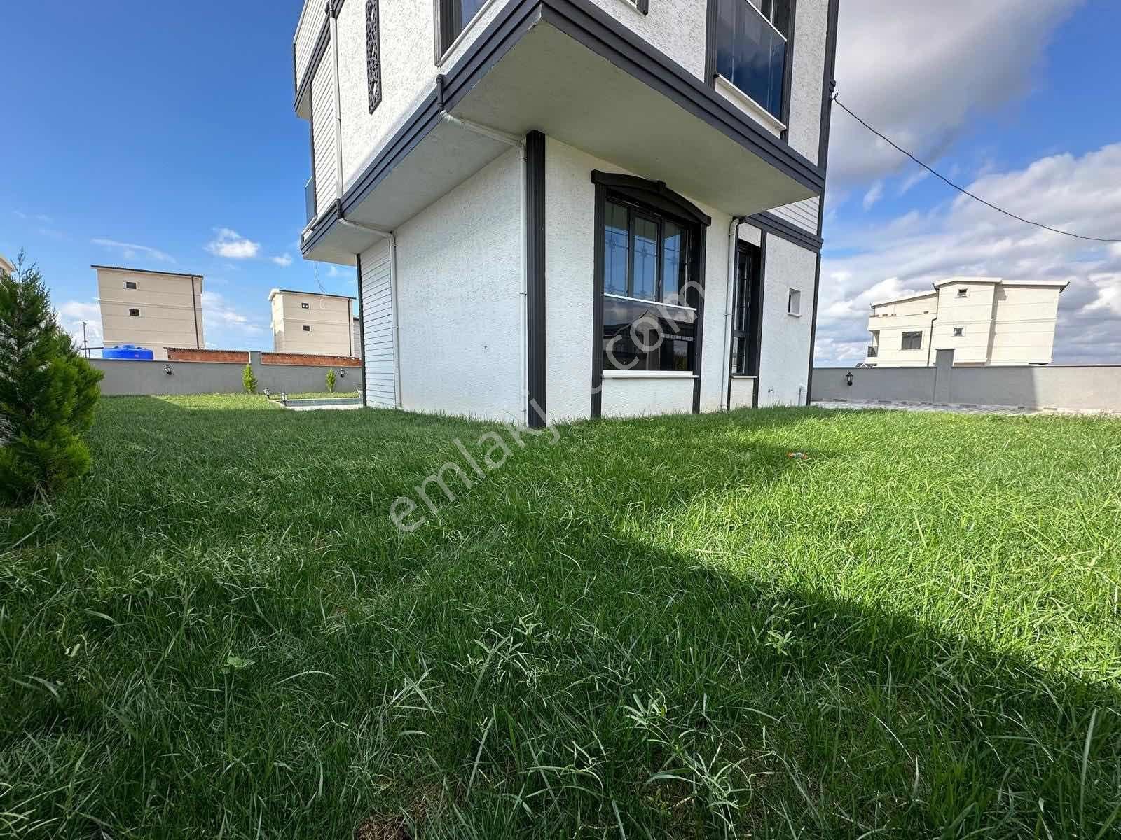 #mega Yapı# 310m² Arsada Müstakil Havuzlu Lüks Şık Villa - Görsel 10