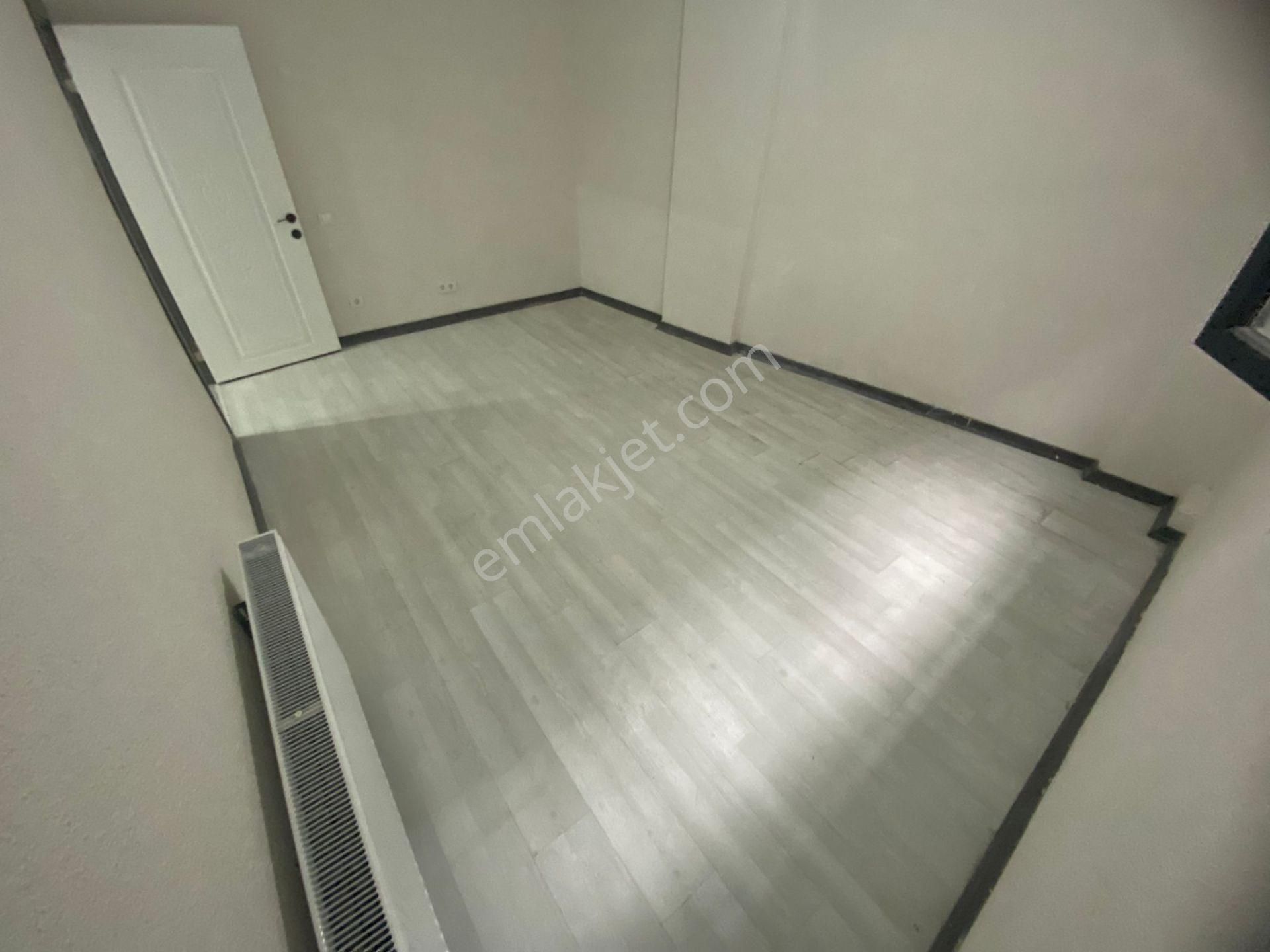 Özgür İnşaattan 50.yıl Mah'de 3+1 100m2 Sıfırr Kot 1 Daire