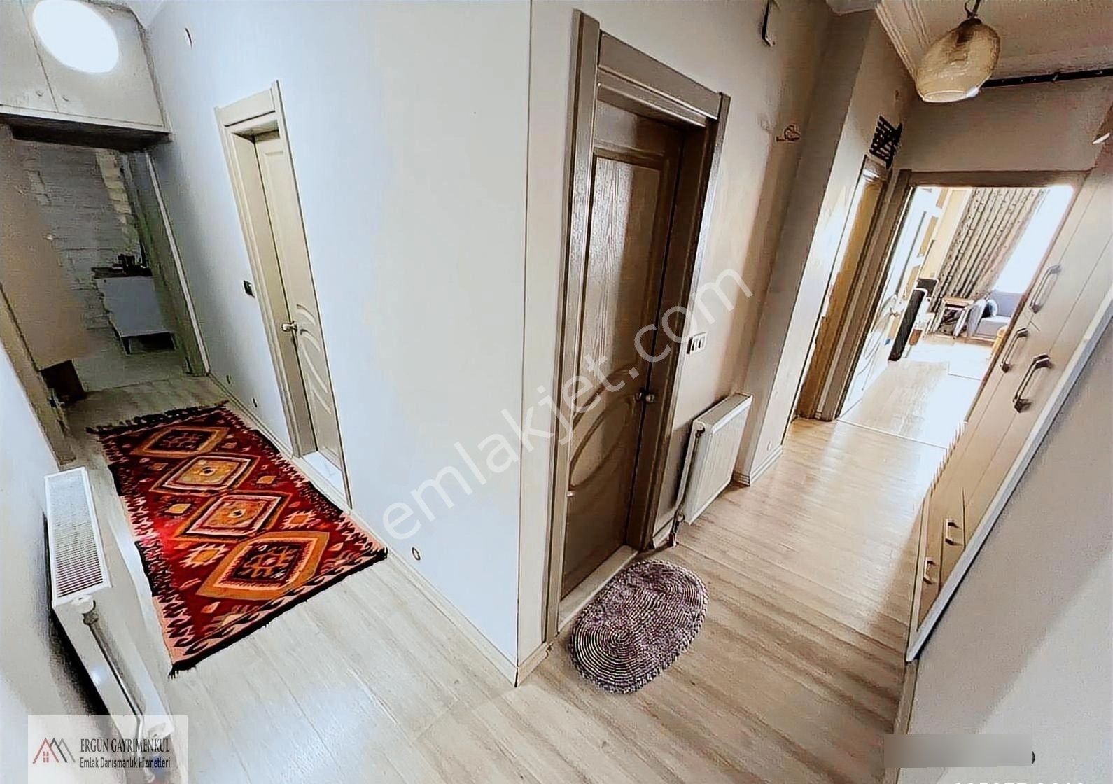 Ergünden Hamidiyede Doğalgazlı Asansörlü Kiralık 3+1 Daire - Görsel 9