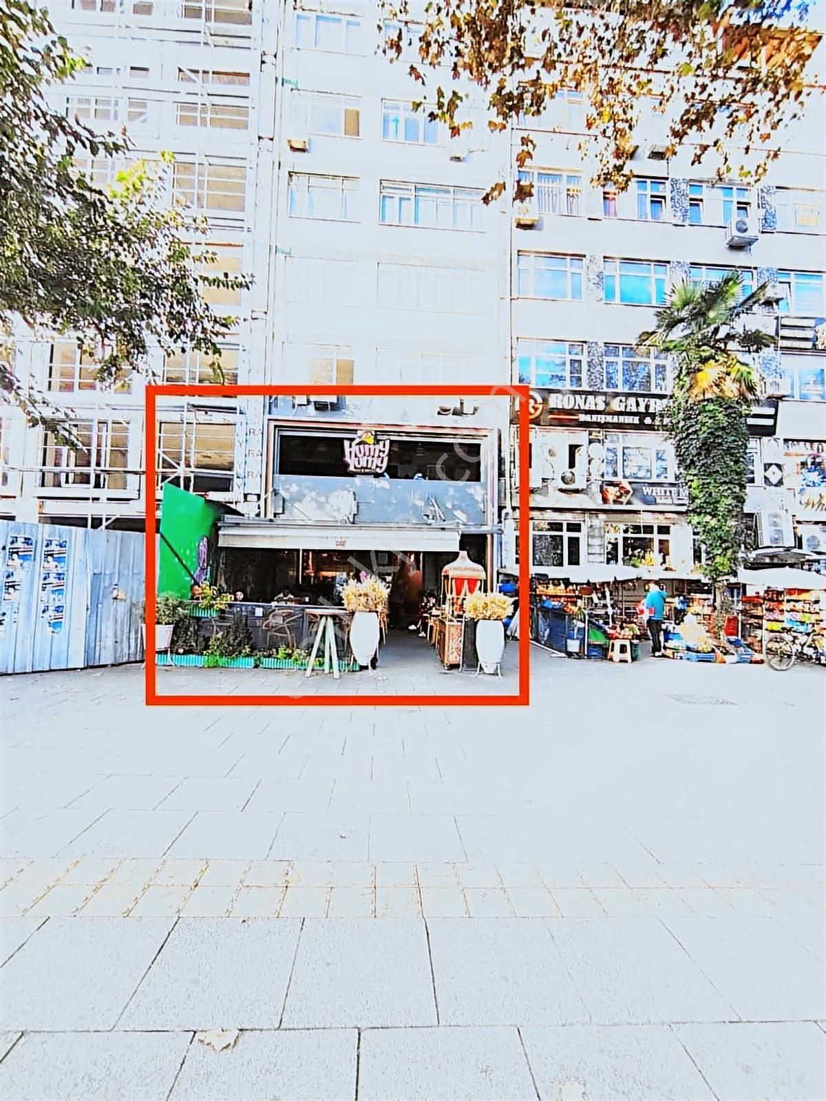 İstanbul Fatih Yusufpaşa Ana Caddede Satılık 3 Katlı Dükkan - Görsel 4