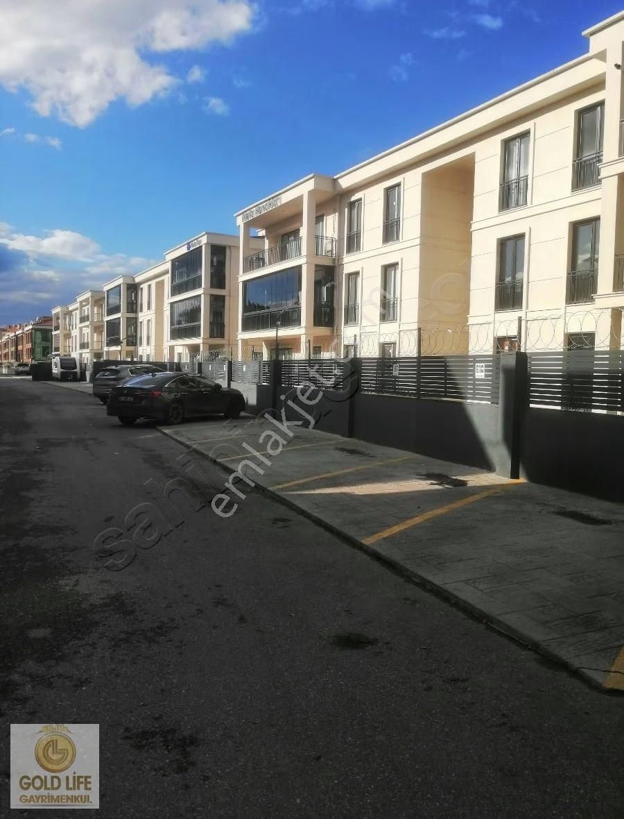 Palmiye Caddesi Meta Konaklarında Bahçe Katı Ultra Lüx Daireler