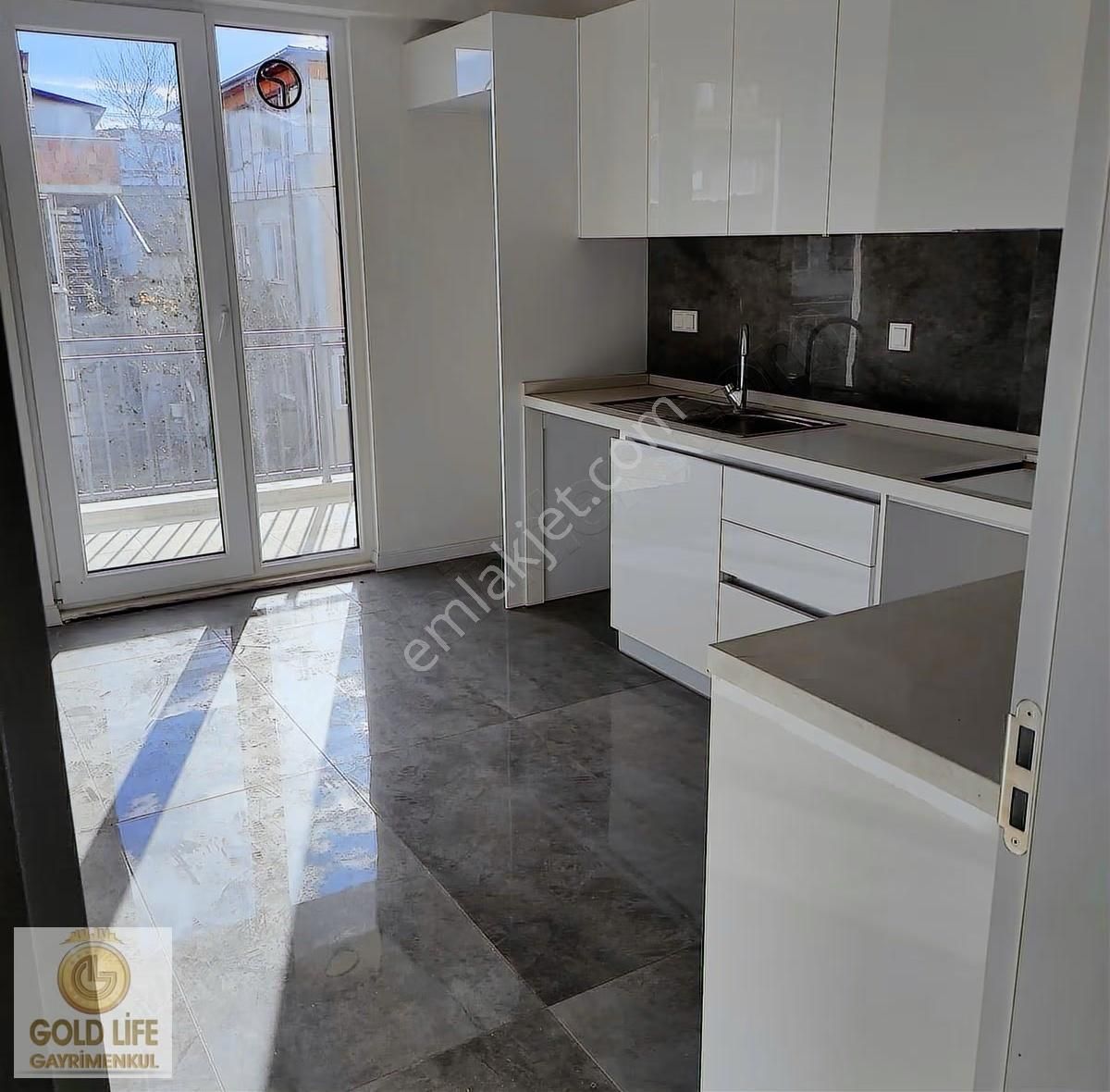 Palmiye Caddesi Meta Konaklarında Bahçe Katı Ultra Lüx Daireler - Görsel 25