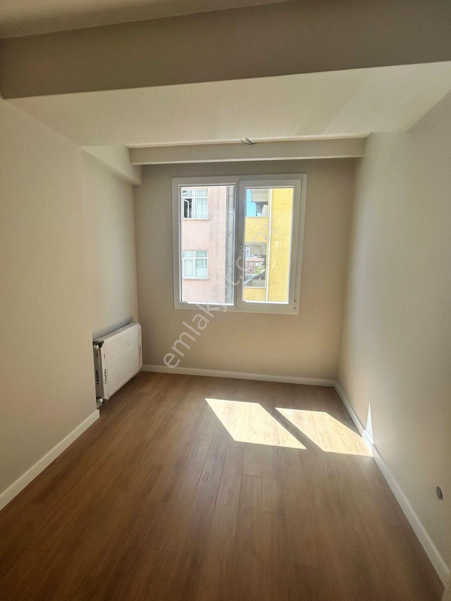 Mertcan Dan Kartal Metroya Yürüme Arakat 3+1 Balkonlu Lüks Daire - Görsel 5