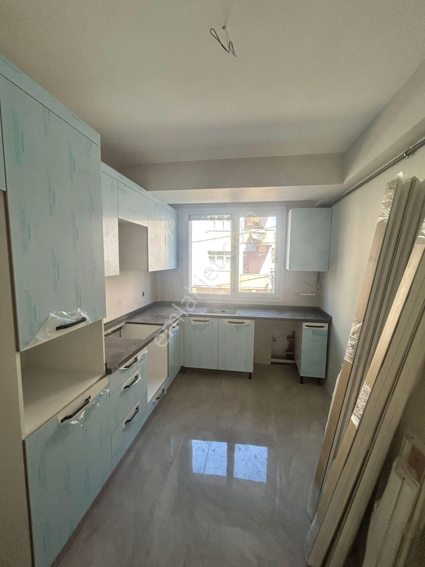 Mertcan Dan Kartal Metroya Yürüme Arakat 3+1 Balkonlu Lüks Daire - Görsel 11