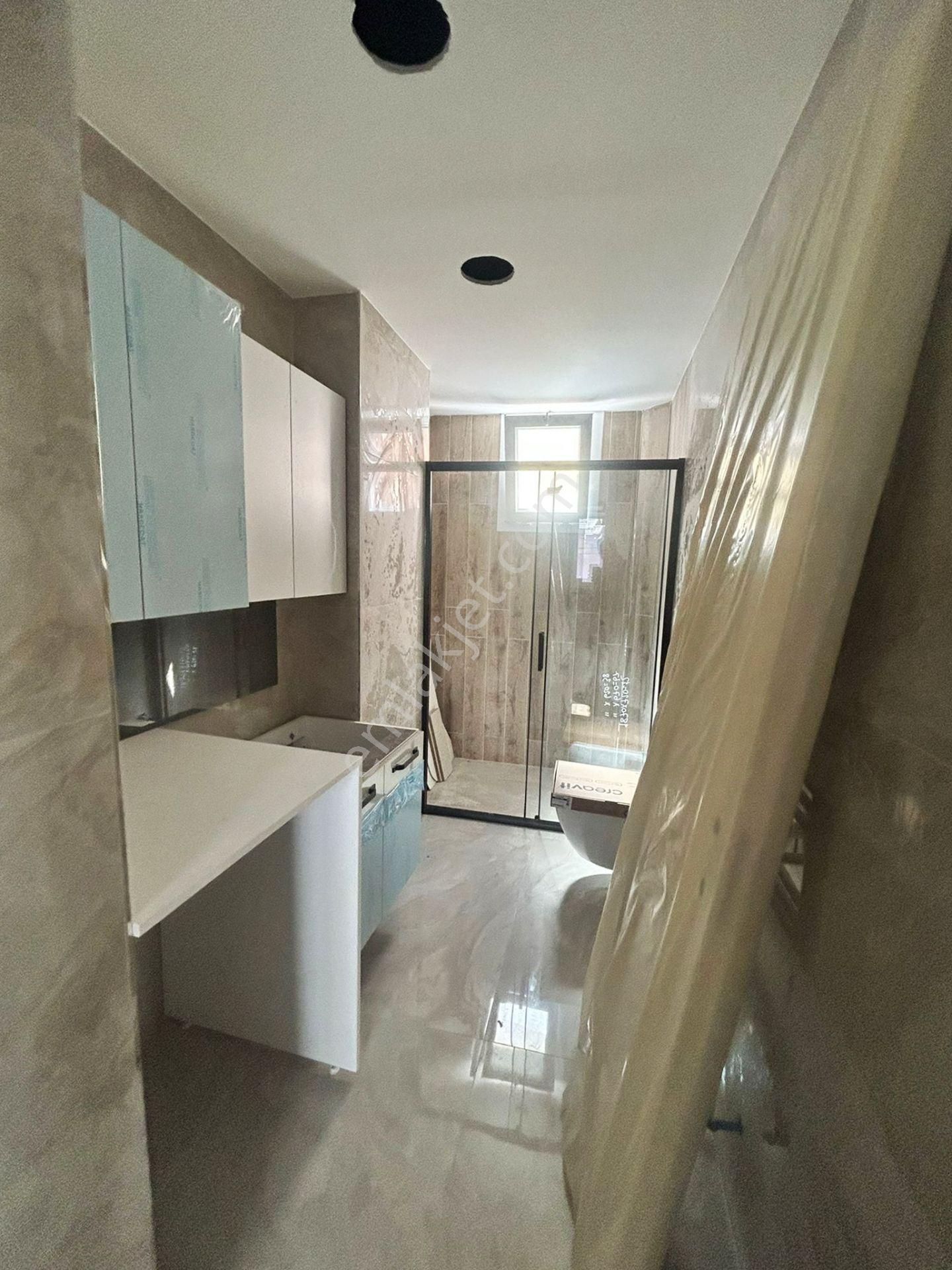 Mertcan Dan Kartal Metroya Yürüme Arakat 3+1 Balkonlu Lüks Daire - Görsel 13