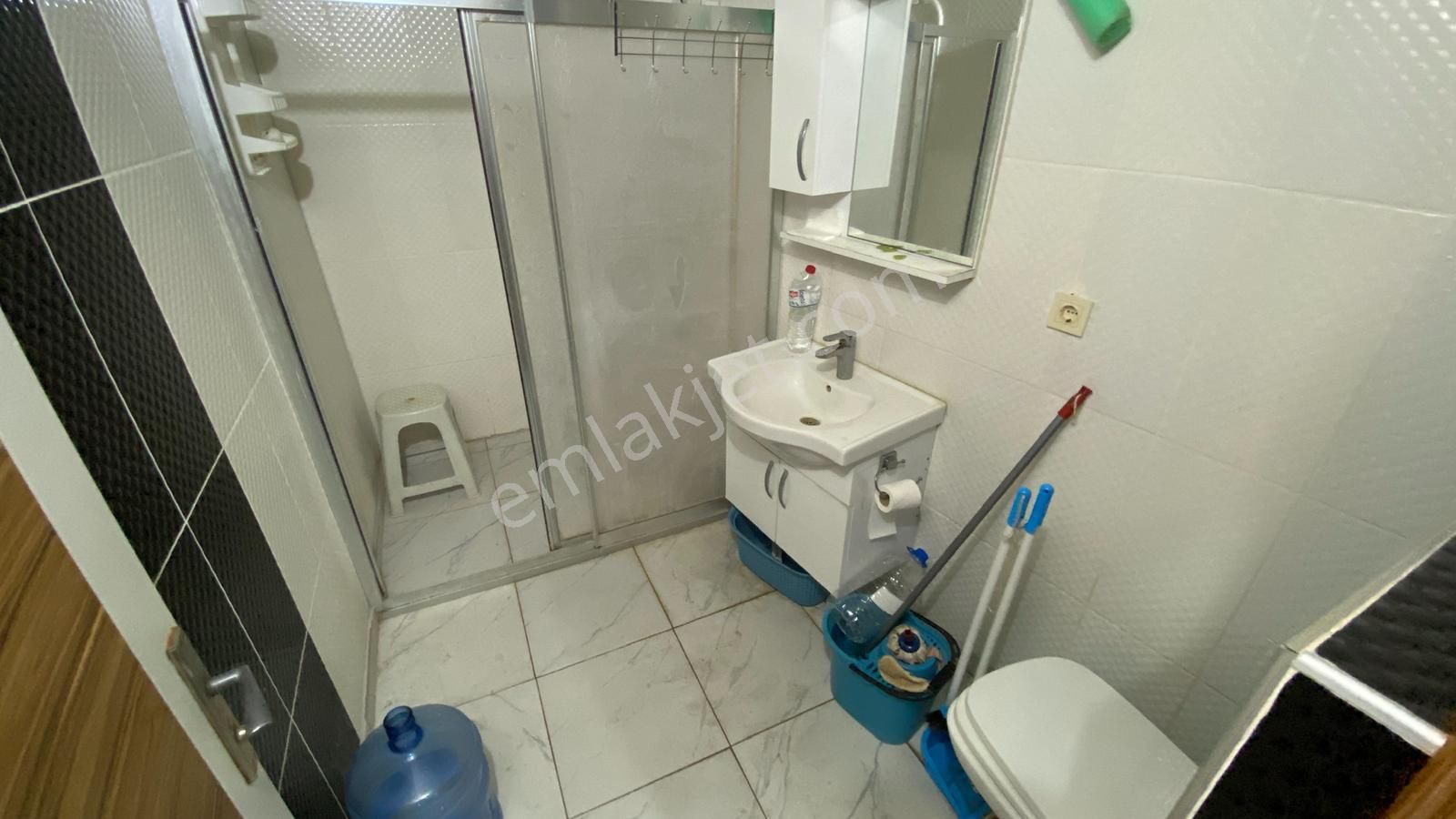 Kızkalesinde Denize Yürüme Mesafesinde Eşyalı 1+1 Satılık Daire - Görsel 18