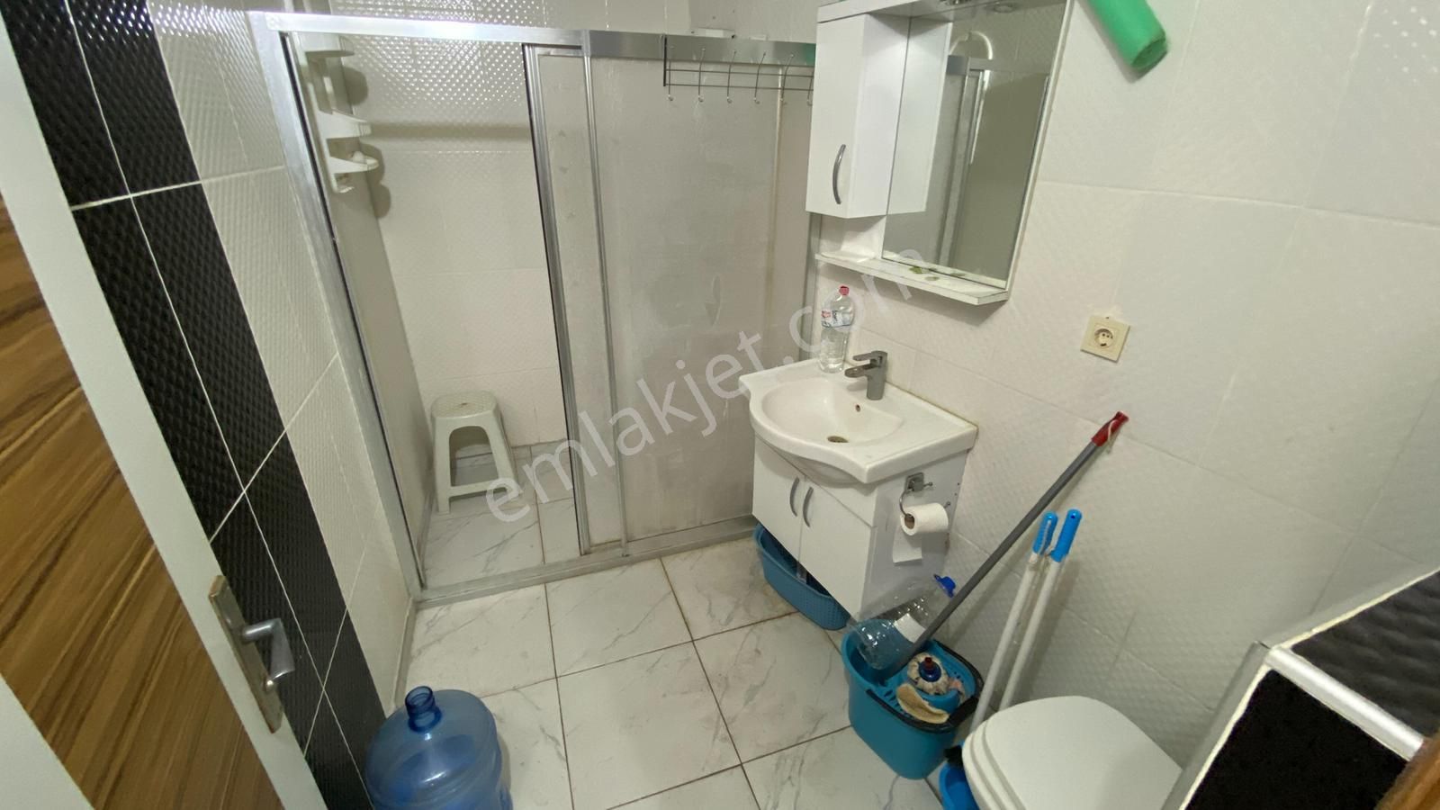 Kızkalesinde Denize Yürüme Mesafesinde Eşyalı 1+1 Satılık Daire - Görsel 19