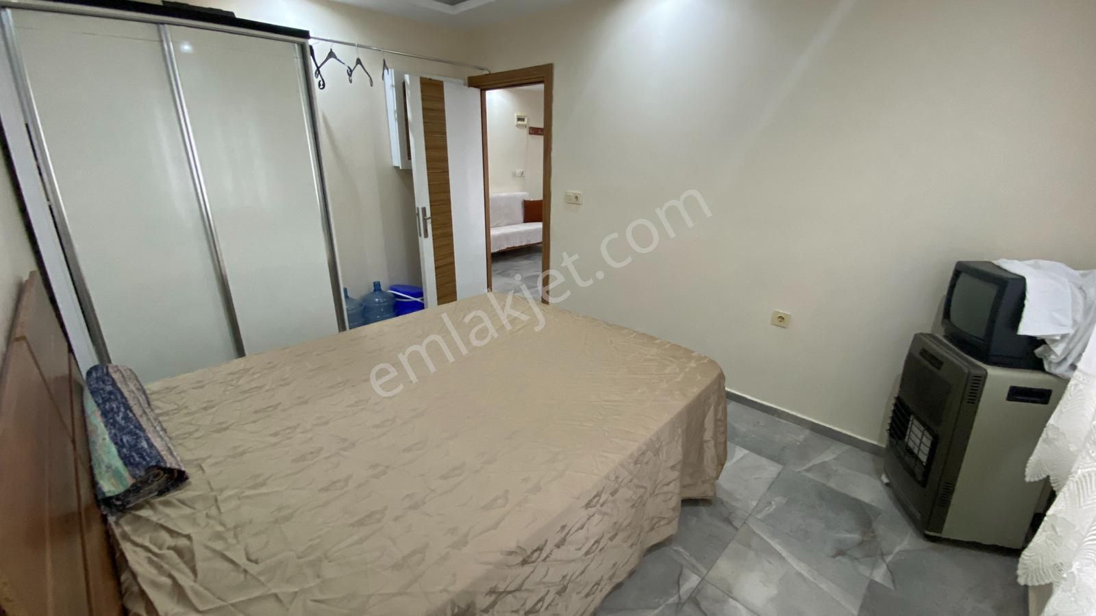 Kızkalesinde Denize Yürüme Mesafesinde Eşyalı 1+1 Satılık Daire - Görsel 16