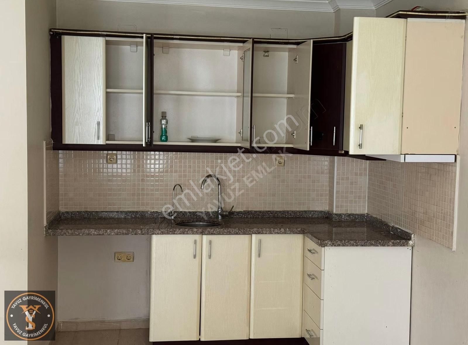 Geniş 2+1 Asansörlü Kapalı Garajlı Daire - Görsel 2