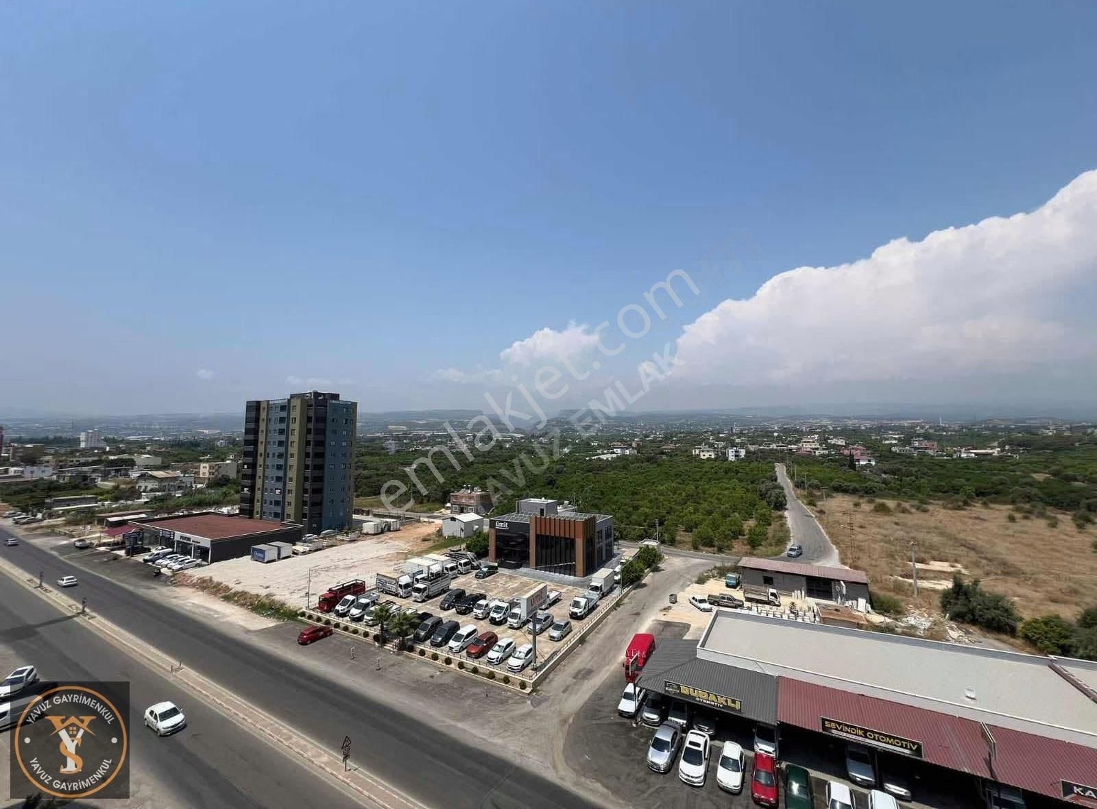 Yavuz Emlak'tan Alatada 4+1 Havuzlu Daire - Görsel 3