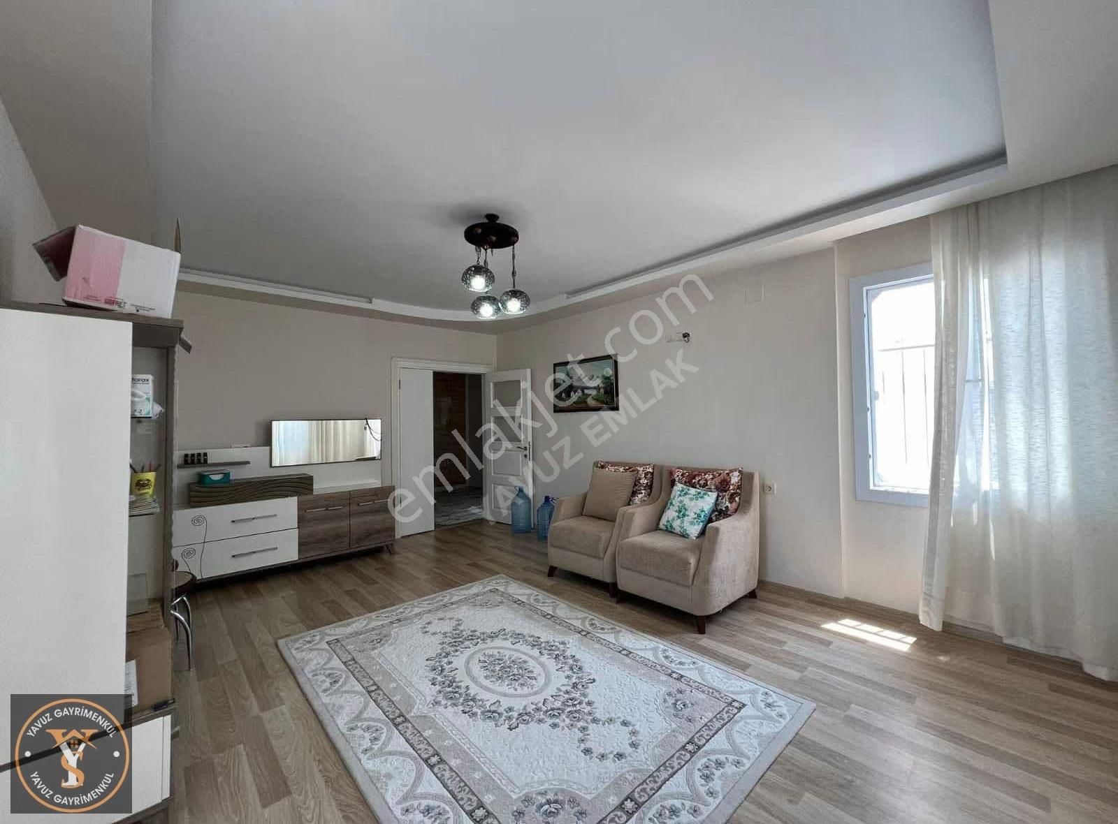 Yavuz Emlak'tan Alatada 4+1 Havuzlu Daire - Görsel 24