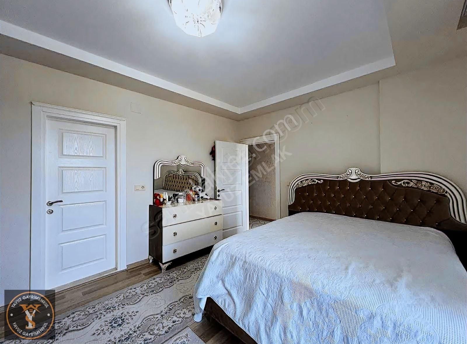 Yavuz Emlak'tan Alatada 4+1 Havuzlu Daire - Görsel 30