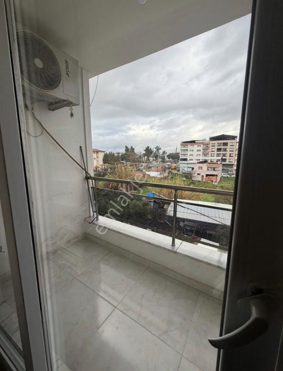Manisa Ahmetli Barboros Mahalesi 140m² 3+1 Satılık
