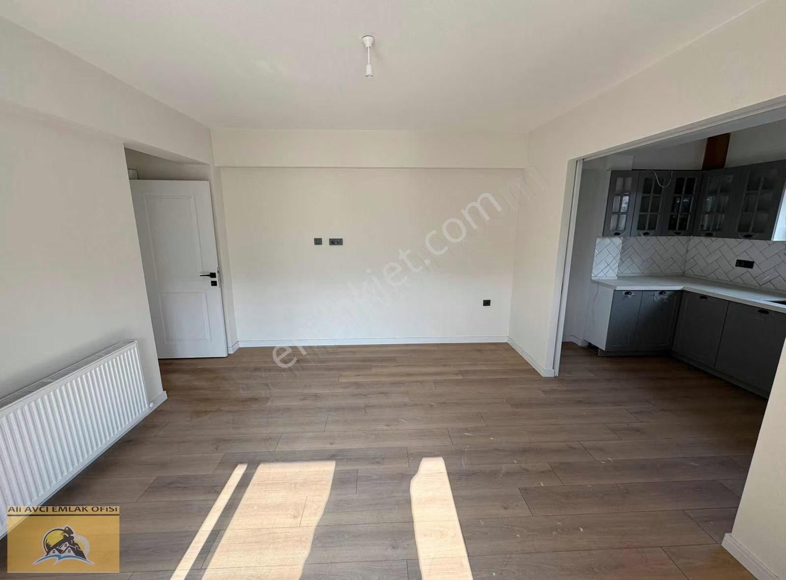 Savaştepe Yol Çatı Mevki 3+1 Ara Kat Cadde Üstü Daire - Görsel 17