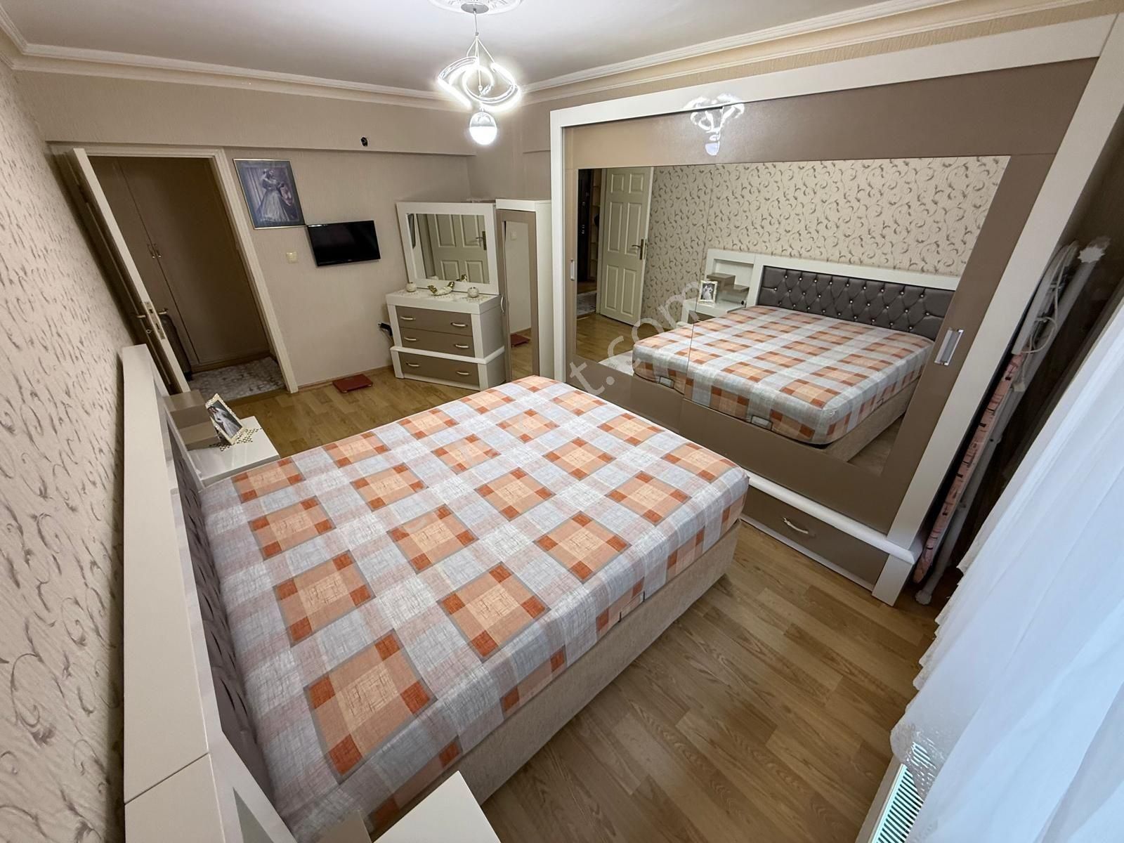 Bagcı Caddesi Yakını Katta Asansörlü Masrafsız 3+1 - Görsel 9