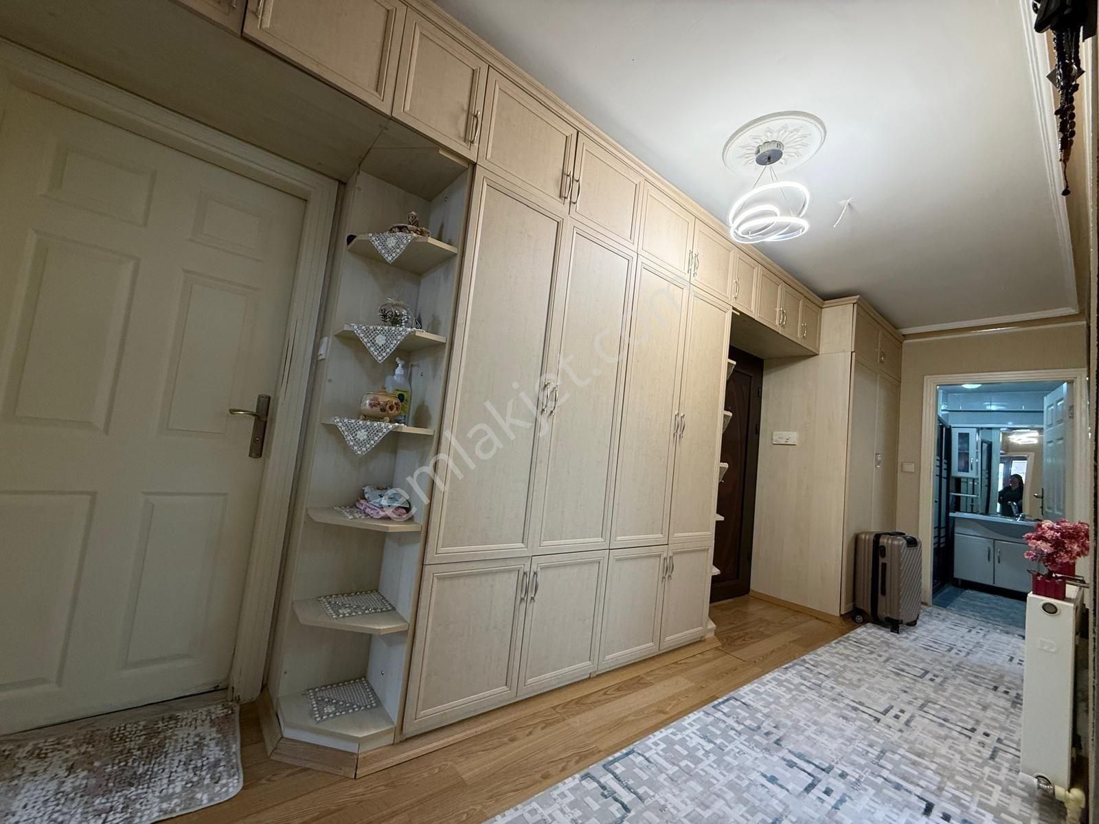 Bagcı Caddesi Yakını Katta Asansörlü Masrafsız 3+1 - Görsel 32