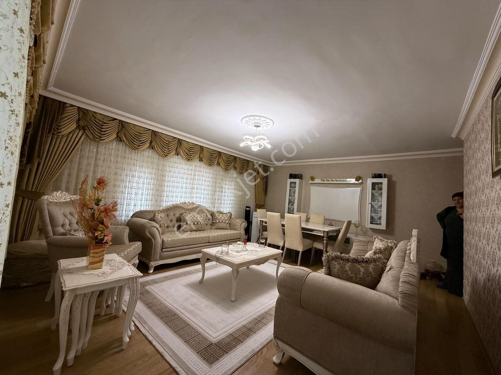 Bagcı Caddesi Yakını Katta Asansörlü Masrafsız 3+1 - Görsel 20