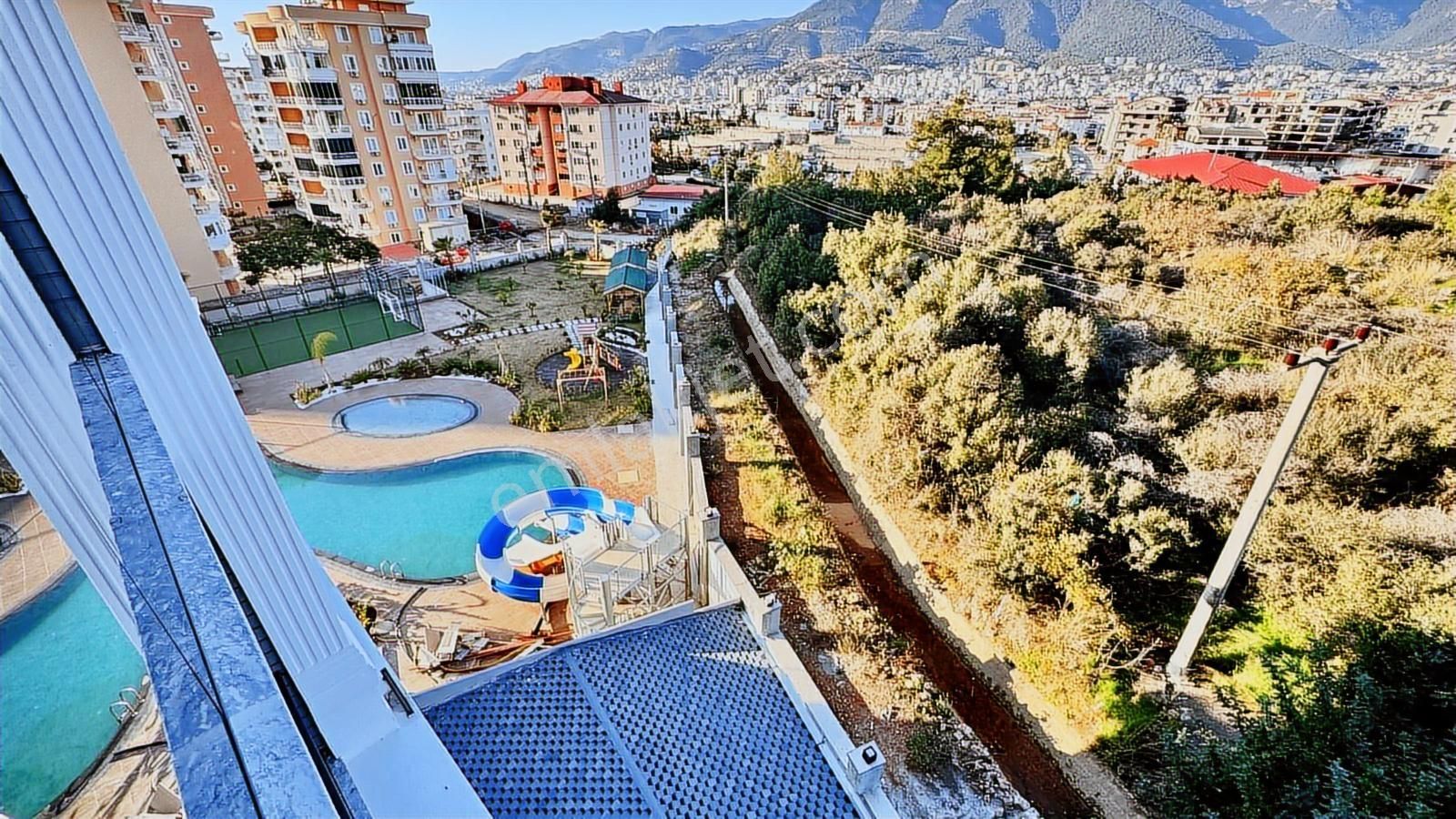 Alanya / Tosmur Mahallesinde Satılık 1+1 Daire - Görsel 3