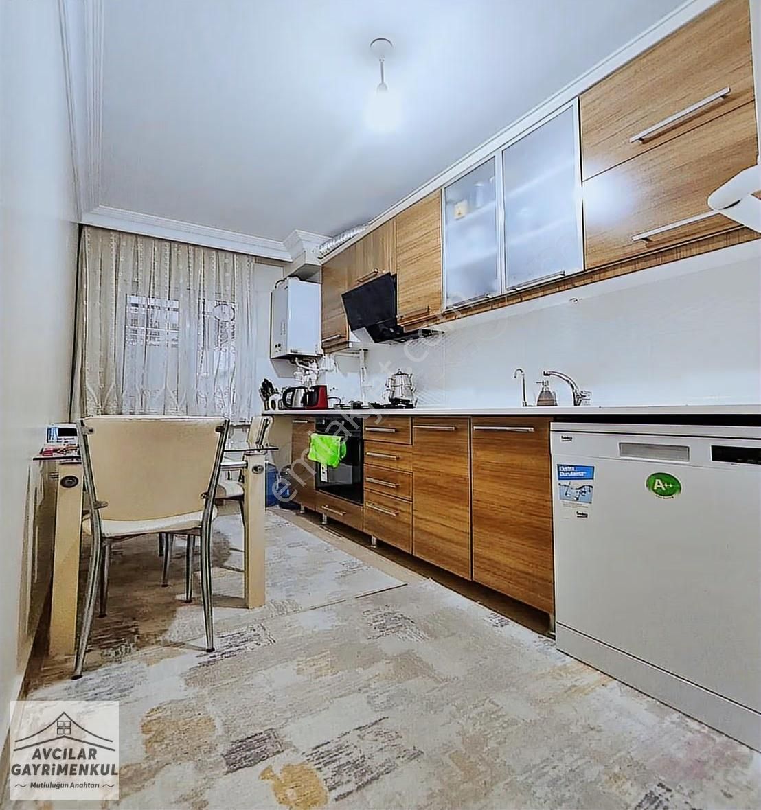 Avcılar Gayrimenkul'den Yatırıma Ve Oturuma Uygun Bahçeli 2+1