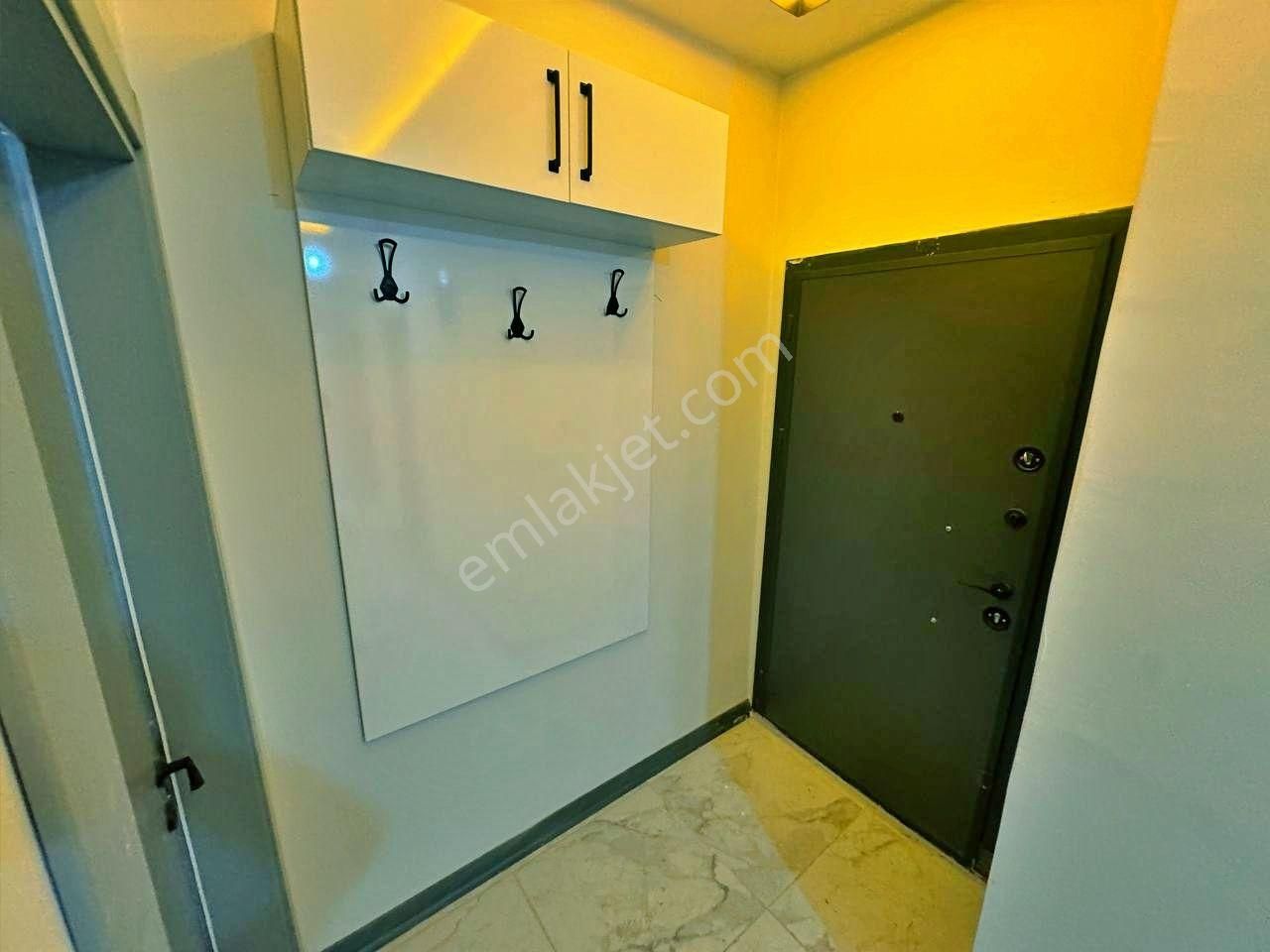 Uytundan Edremit Gümrükte Diş Hastanesi Civarında Ön Cephe 2+1 - Görsel 2