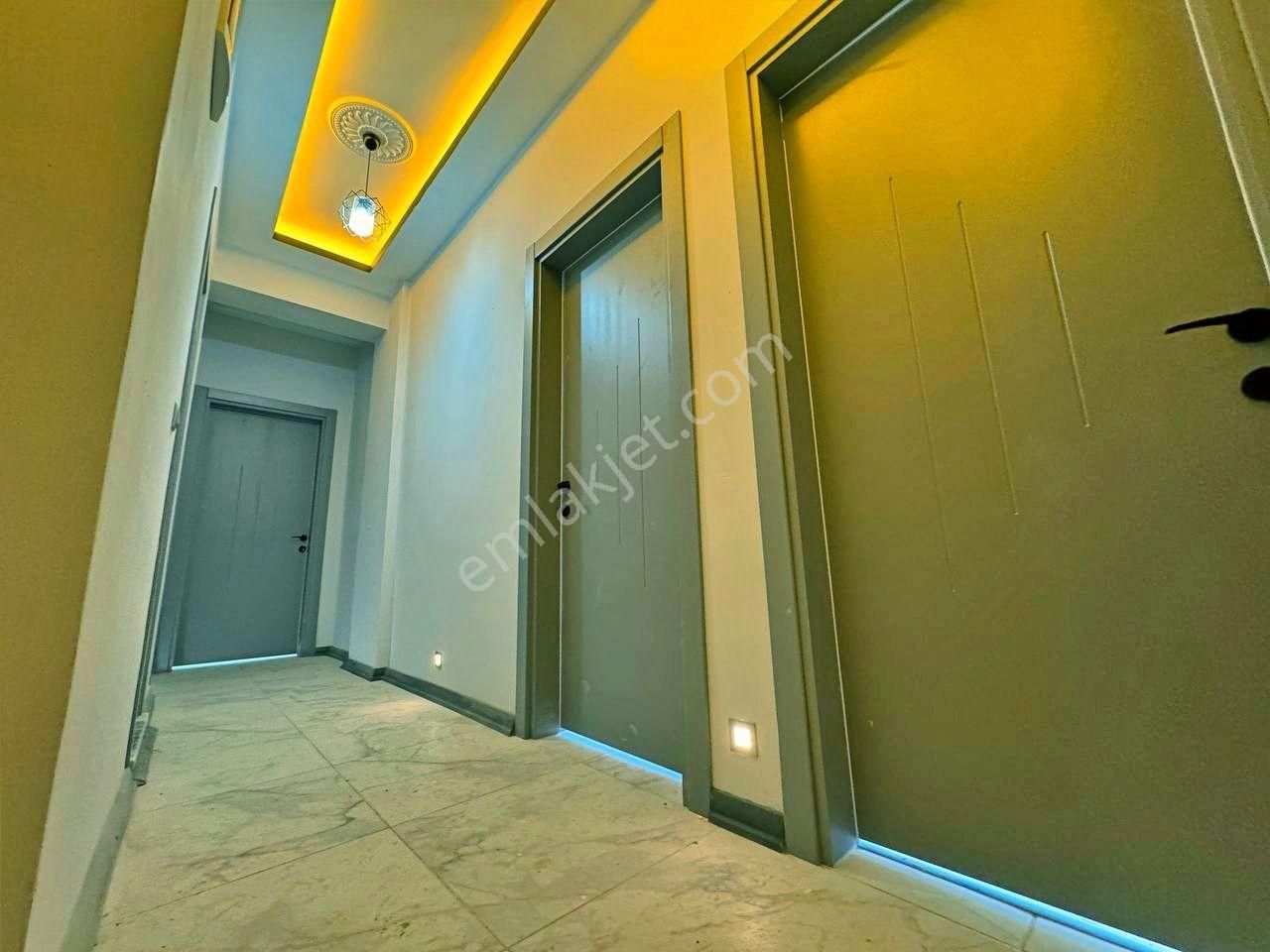 Uytundan Edremit Gümrükte Diş Hastanesi Civarında Ön Cephe 2+1 - Görsel 16