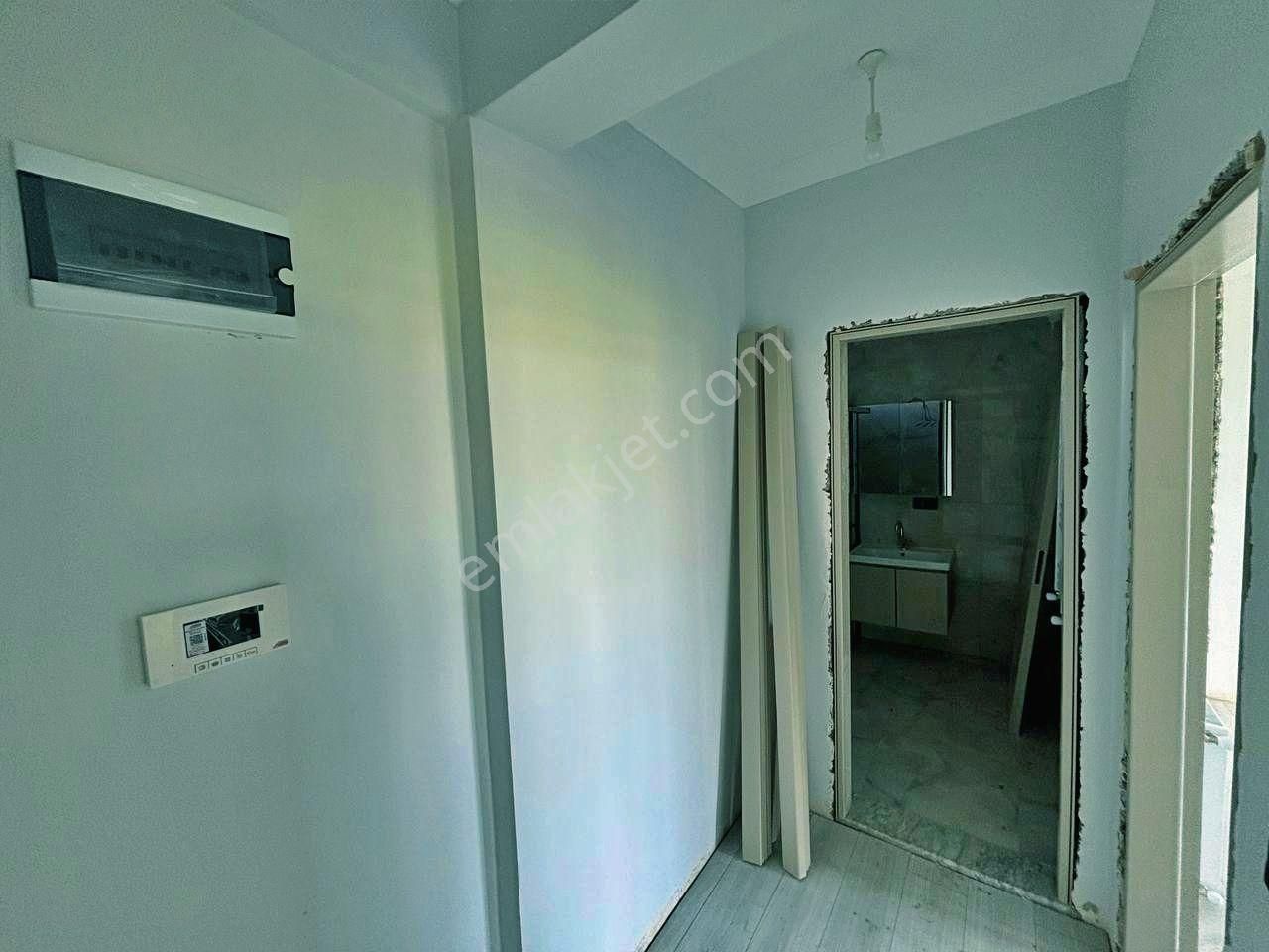 Uytundan Badem Alanında Doğalgazlı Asansörlü 1+1 Daire - Görsel 15