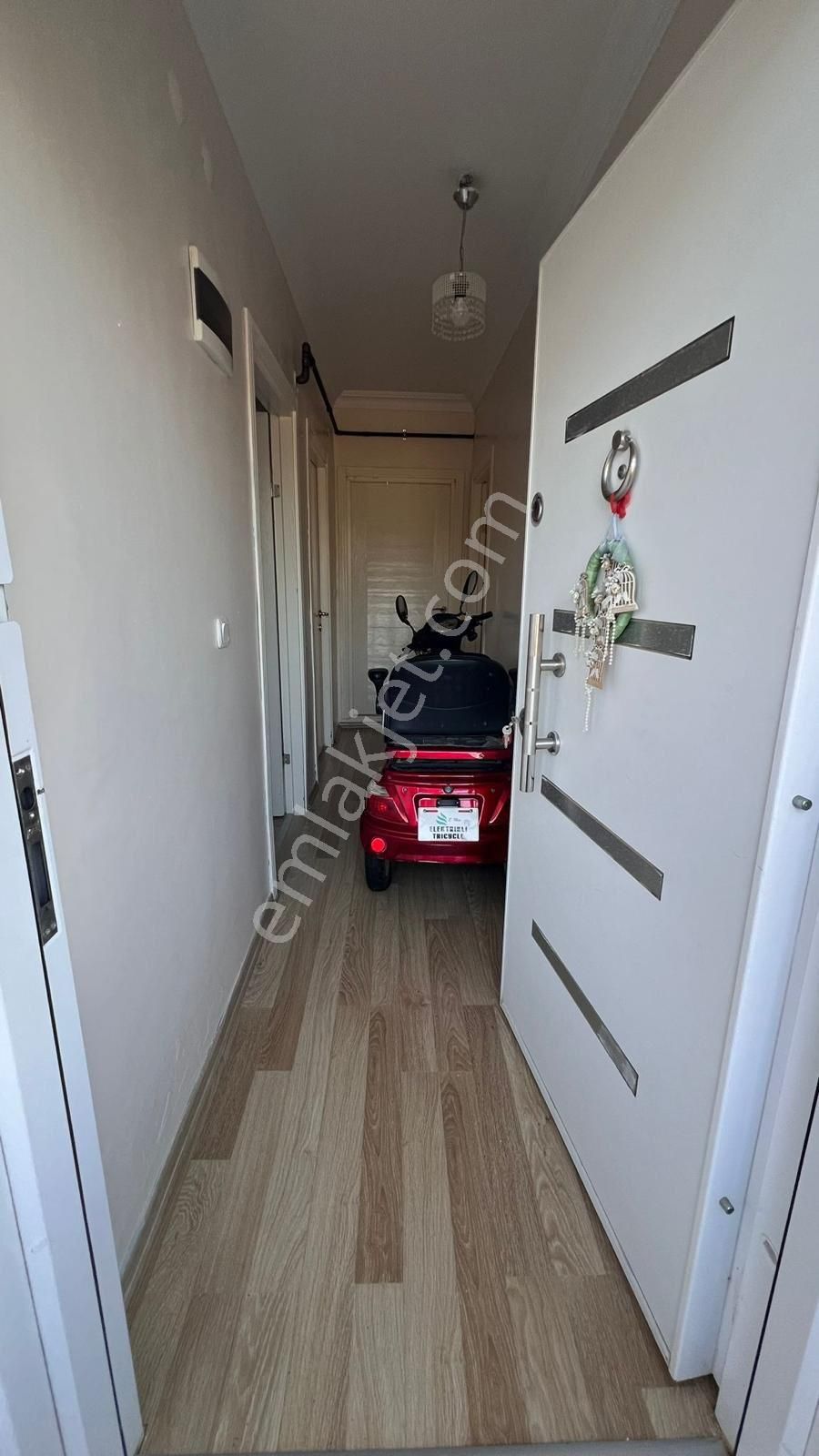 Çavuşdağ 2 Sitesi Havuz Köşe Başı - Yüksek Giriş Kat Cam Balkonlu - Görsel 9