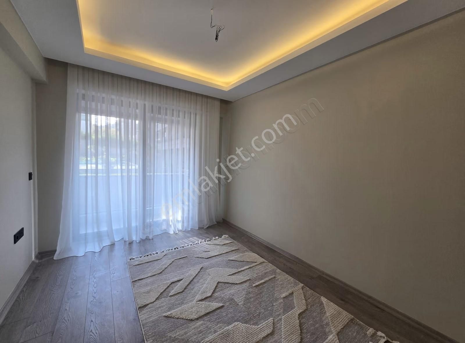 Satılık Lüks 3,5+1 Daireler - Görsel 9