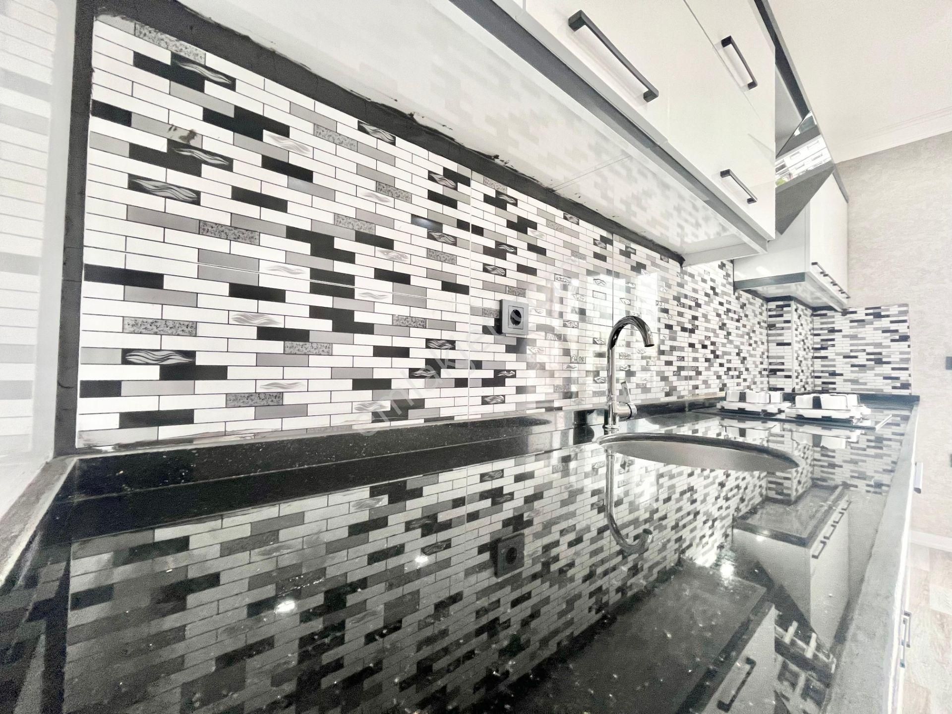 Yükselden Bölgenin En Geniş Ultra Lux Arakat Doğalgazlı 1+1daire - Görsel 7