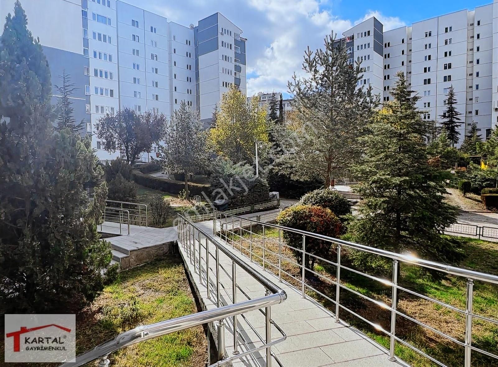 Emekevler Sitesinde 2+1 Merkezi Sistem Yüksek Giriş Satılık - Görsel 2