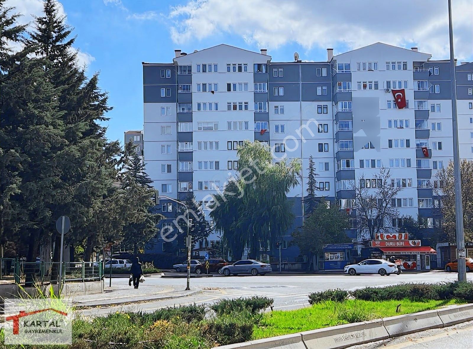 Emekevler Sitesinde 2+1 Merkezi Sistem Yüksek Giriş Satılık