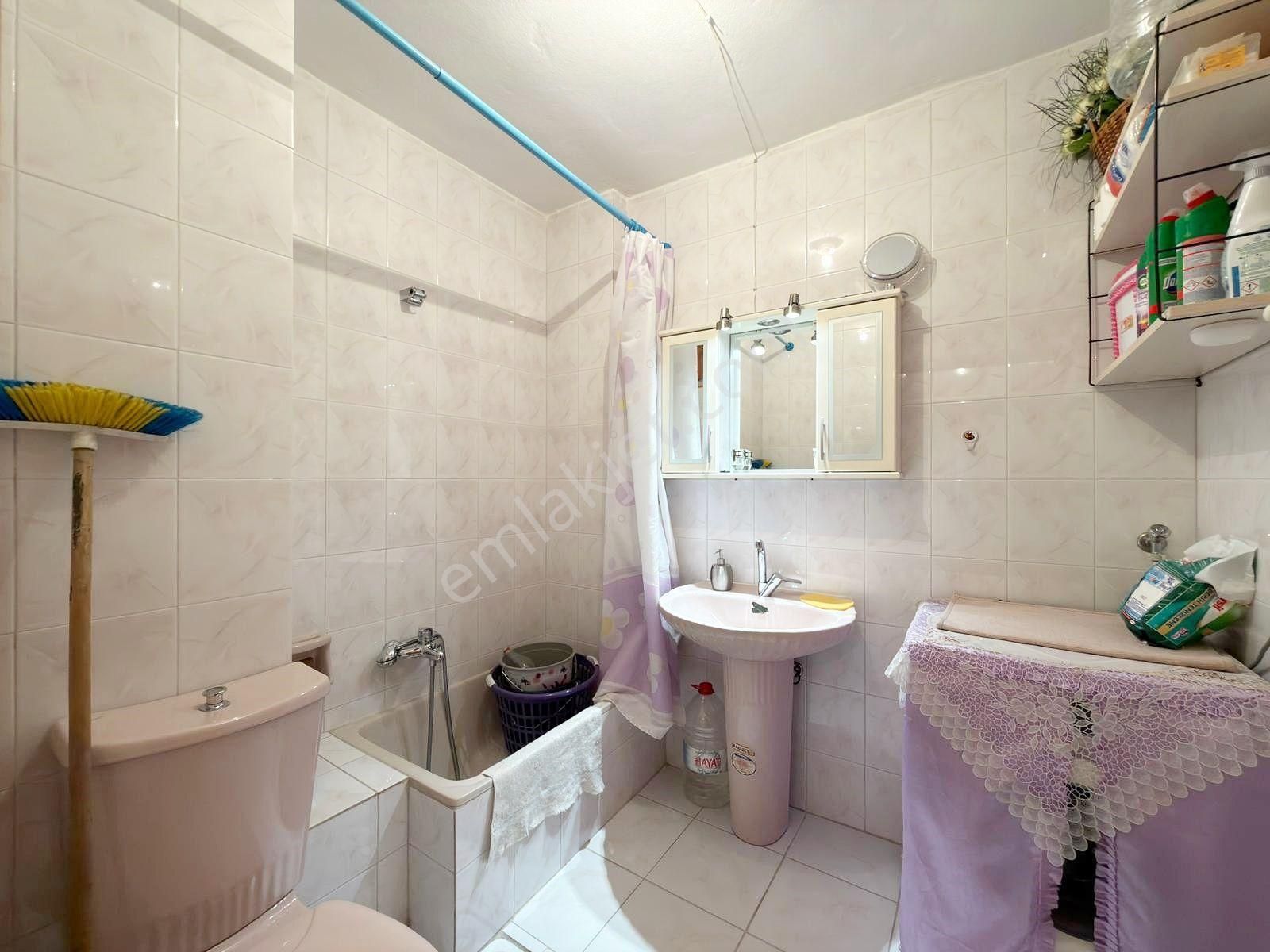 Salih Emlak 'tan 26 Yıllık 2+1 Kat Mülkiyetli 2.kat Daire - Görsel 12