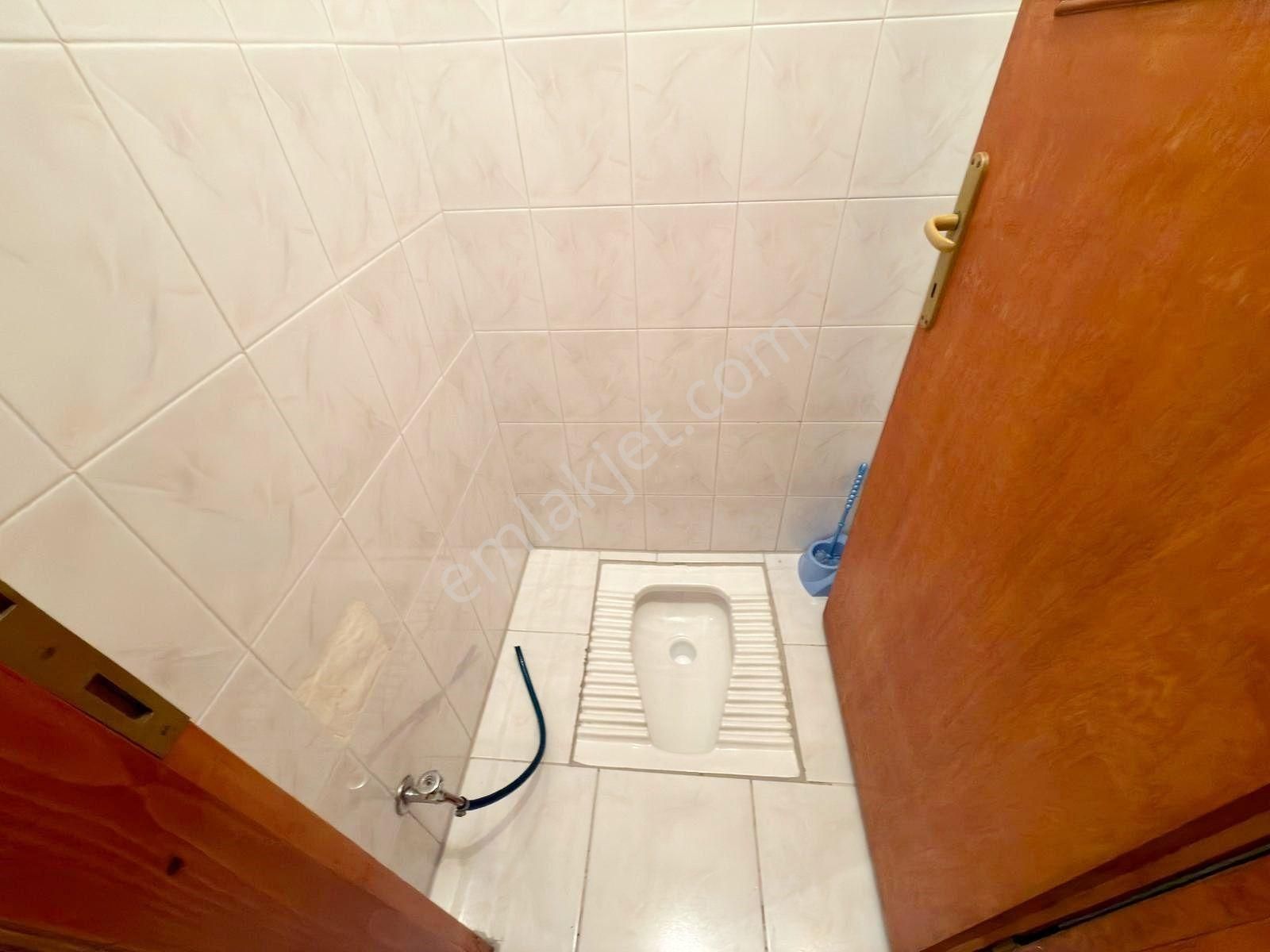 Salih Emlak 'tan 26 Yıllık 2+1 Kat Mülkiyetli 2.kat Daire - Görsel 13