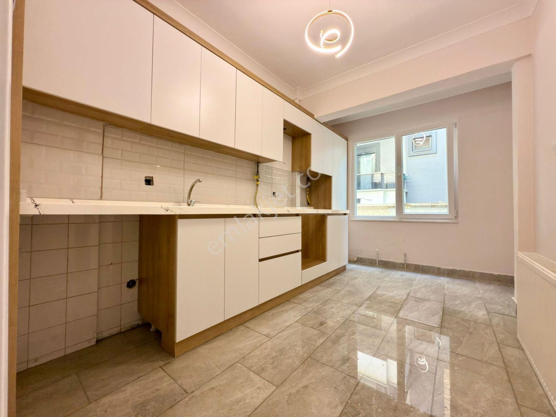 ▓yükselden Denize 100 Metre Bahçeli Doğalgazlı Satılık 2+1 Daire