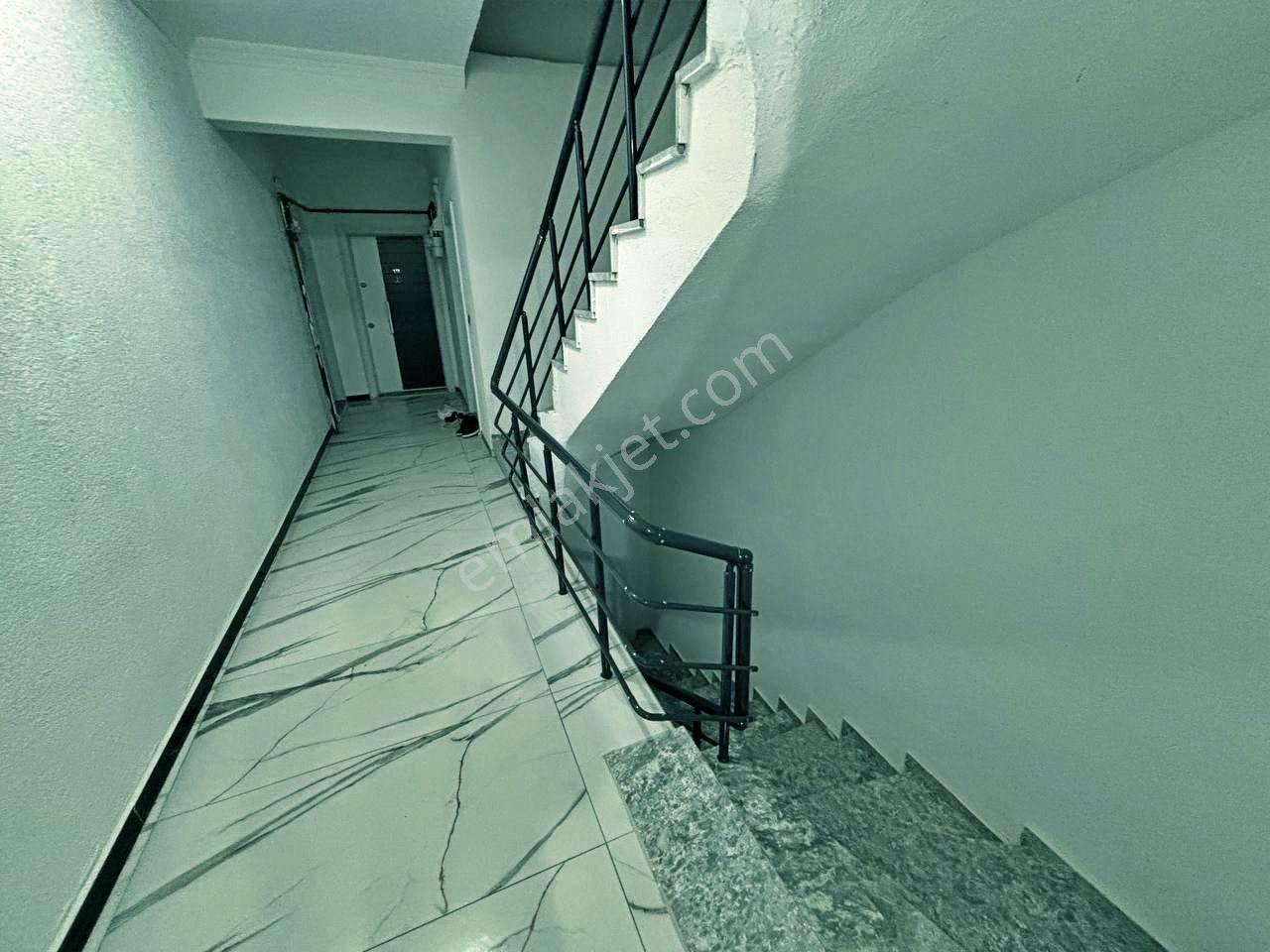 Uytundan Burhaniye Merkezde Kapalı Otoparklı 1+1 Satılık Daire - Görsel 11