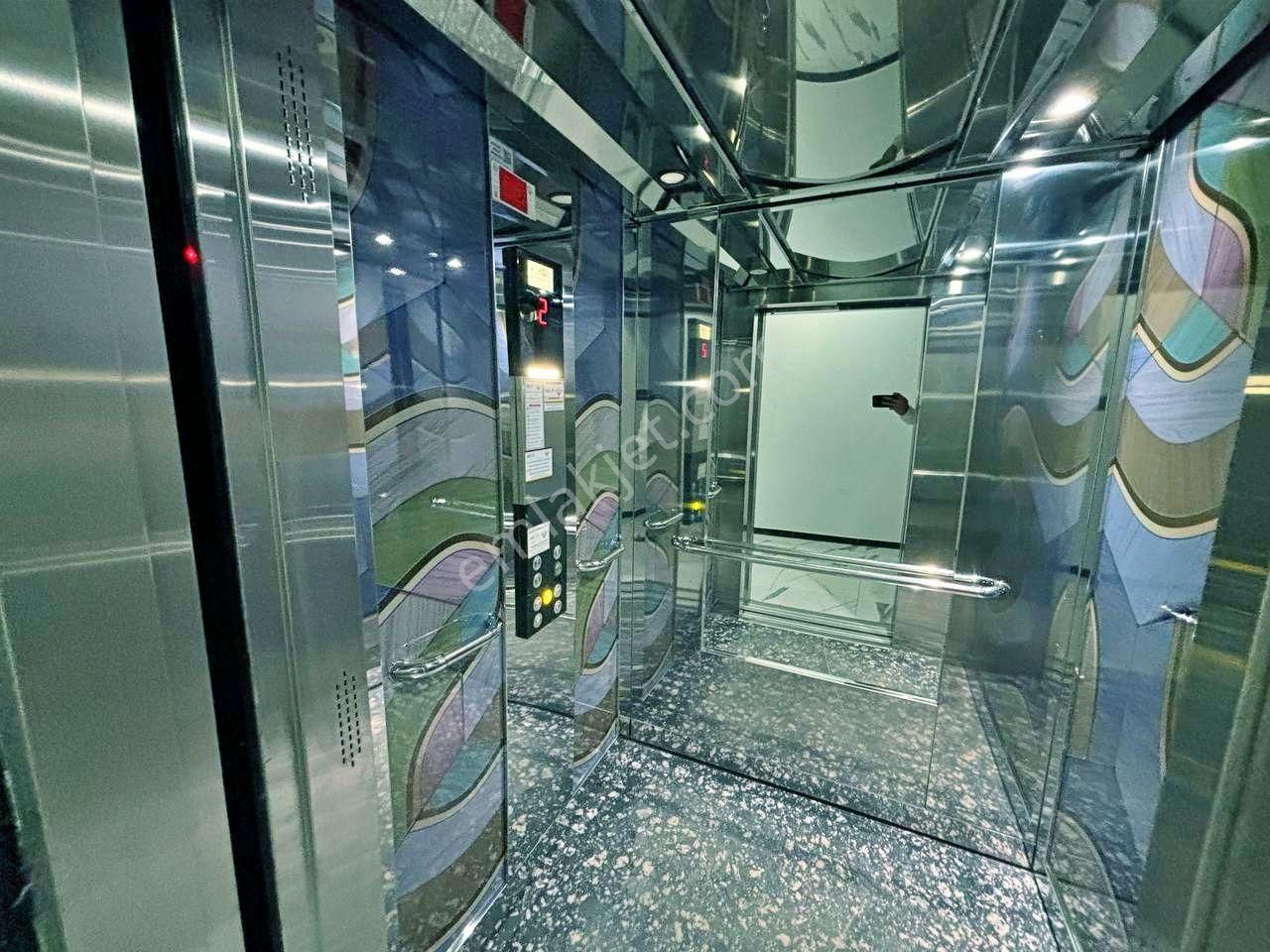 Uytundan Burhaniye Merkezde Kapalı Otoparklı 1+1 Satılık Daire - Görsel 8