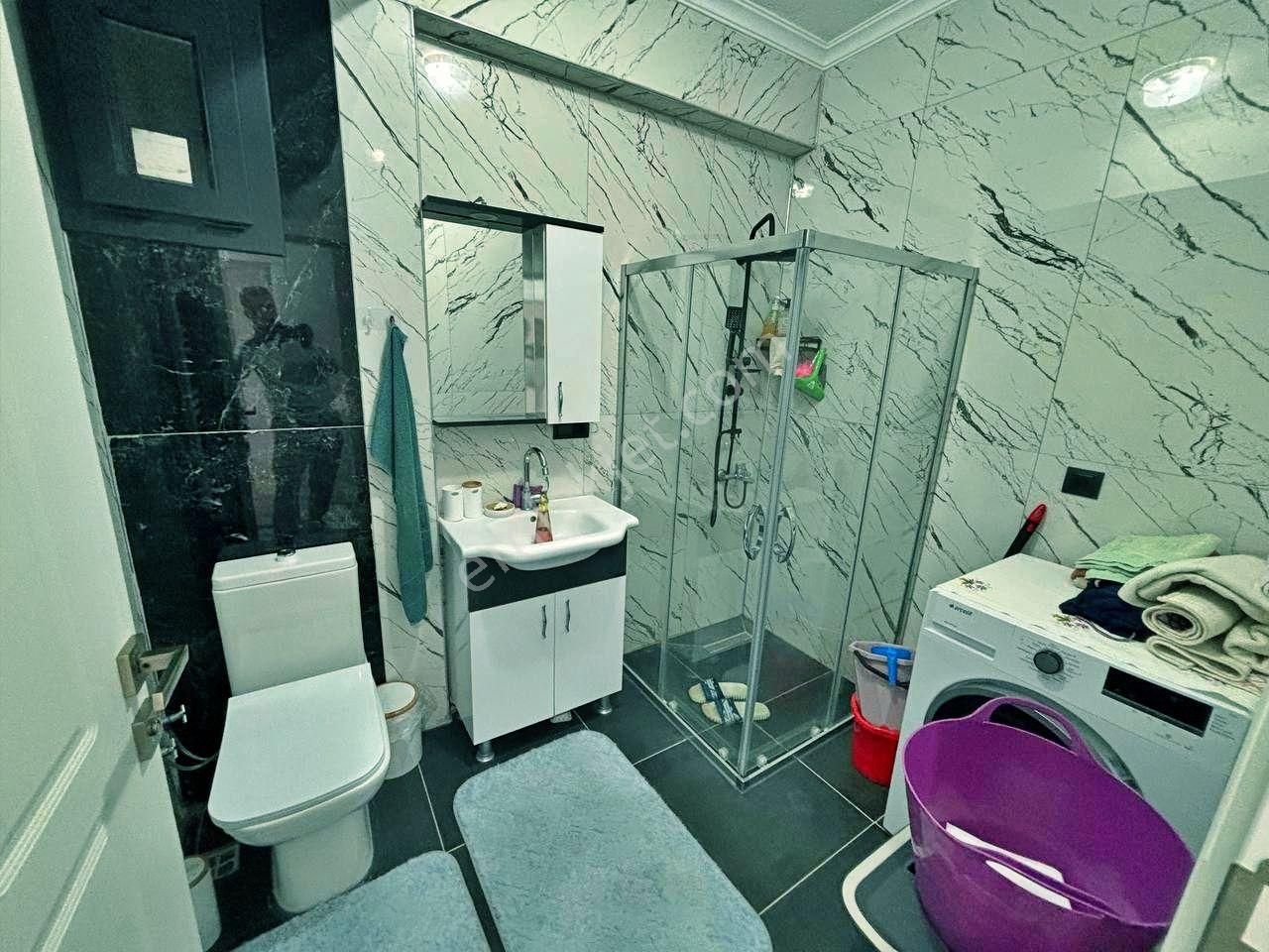 Uytundan Burhaniye Merkezde Kapalı Otoparklı 1+1 Satılık Daire - Görsel 15