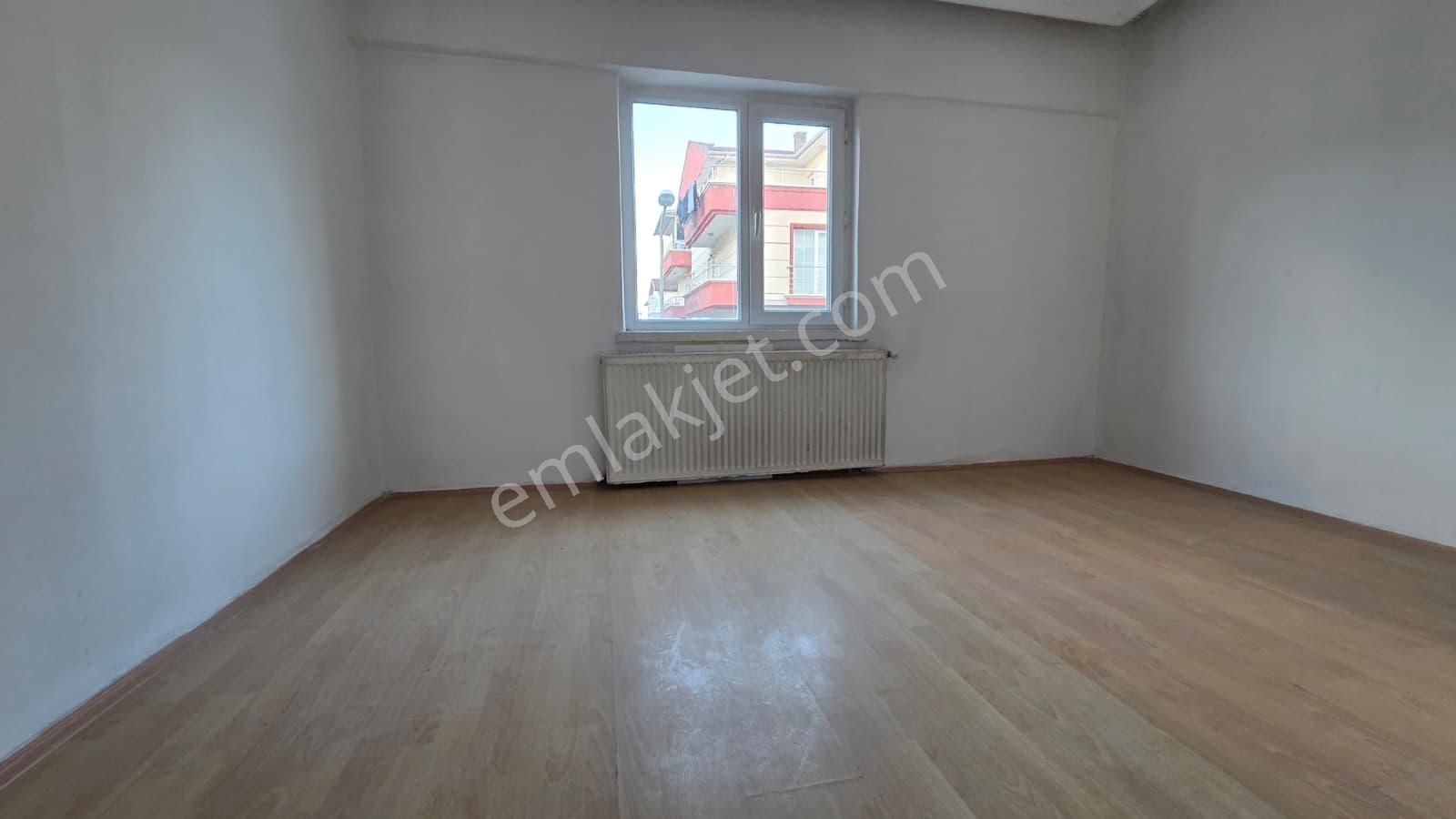 30 Ağustos Mahallesi De Satılık 3+1 Arakat Ön Cephe Daire - Görsel 28