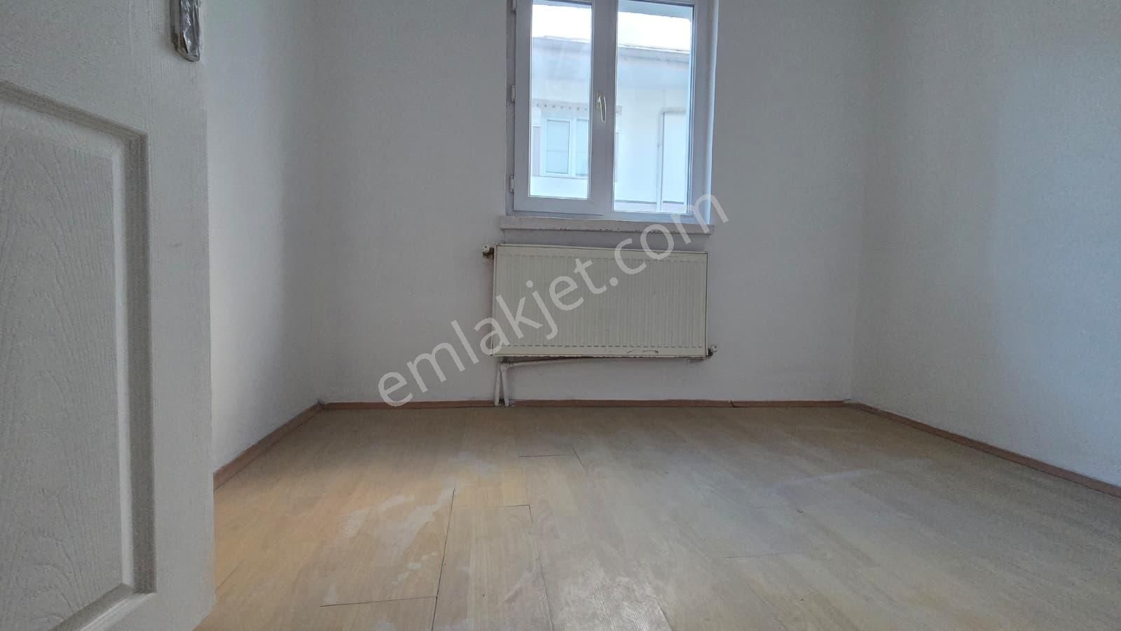 30 Ağustos Mahallesi De Satılık 3+1 Arakat Ön Cephe Daire - Görsel 27