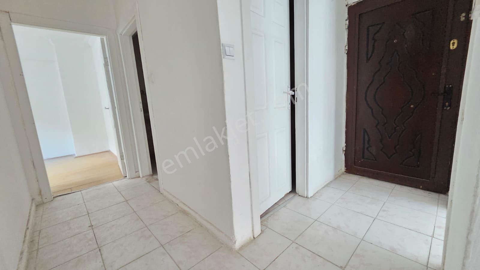 30 Ağustos Mahallesi De Satılık 3+1 Arakat Ön Cephe Daire - Görsel 17