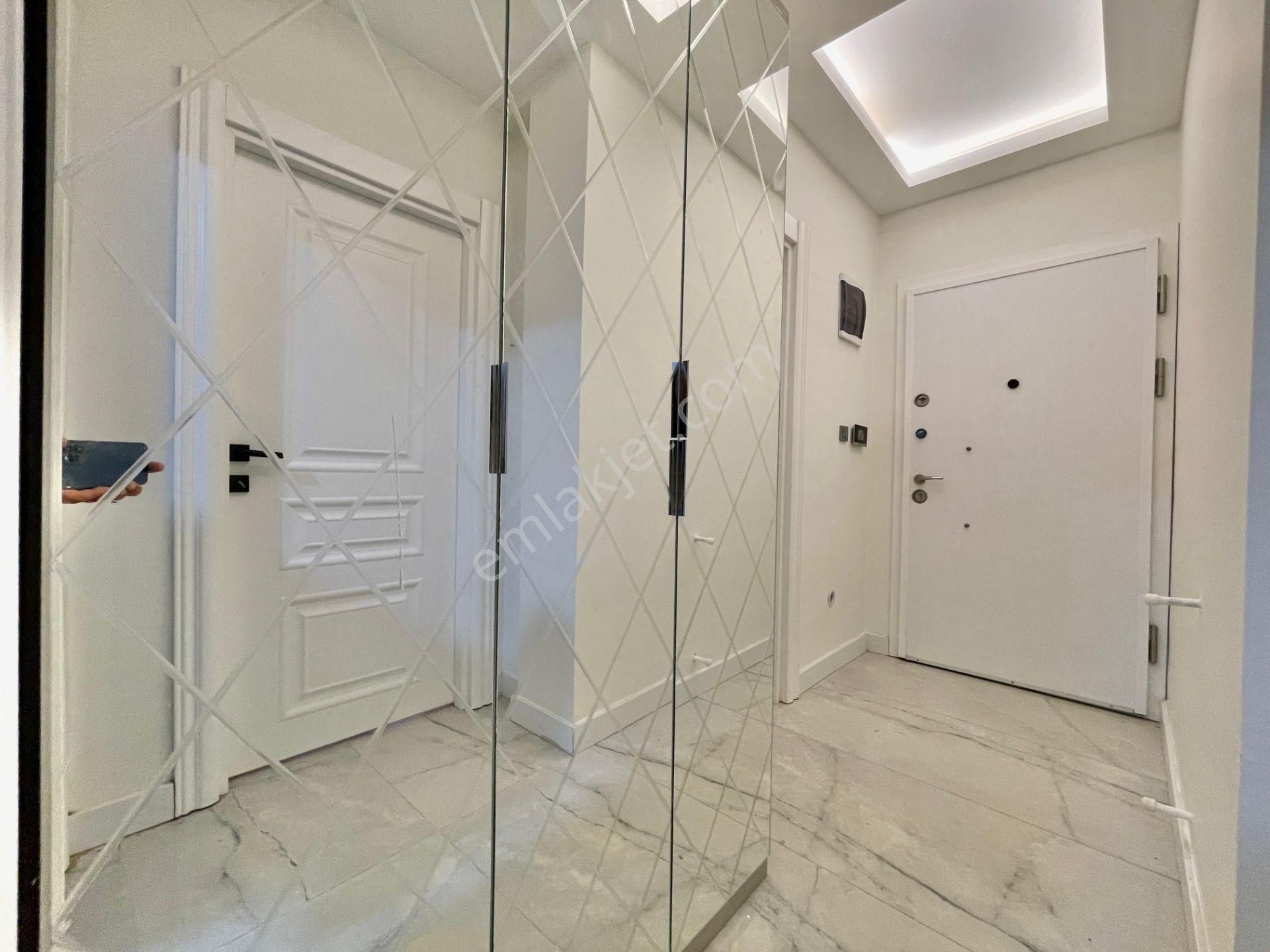 Berkay Demirel'den Altınkumda Denize 150 Metre Geniş Lüks 1+1 Daire - Görsel 8