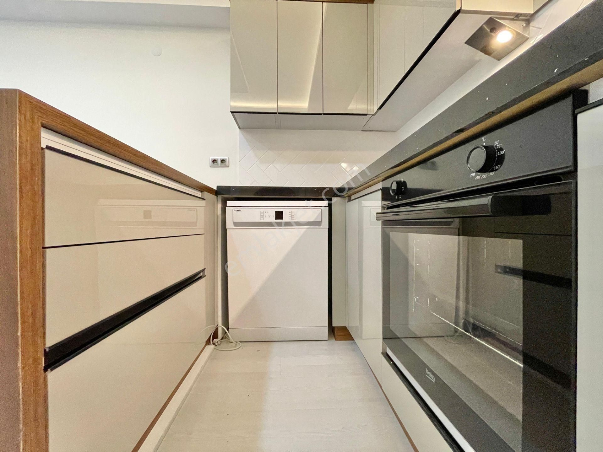 Berkay Demirel'den Altınkumda Denize 150 Metre Geniş Lüks 1+1 Daire - Görsel 16