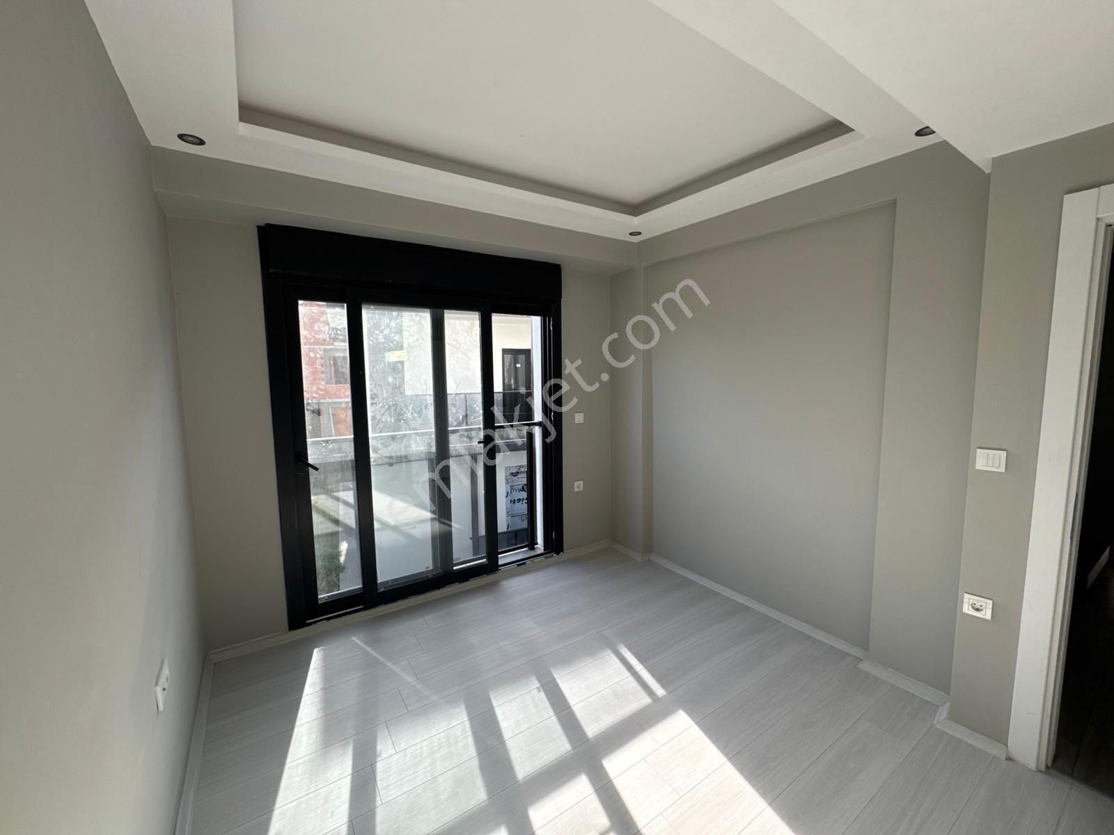 Dikili'de Özel Mimari, Geniş Yüksek Tavanlı Lüks Akıllı Villa - Görsel 31