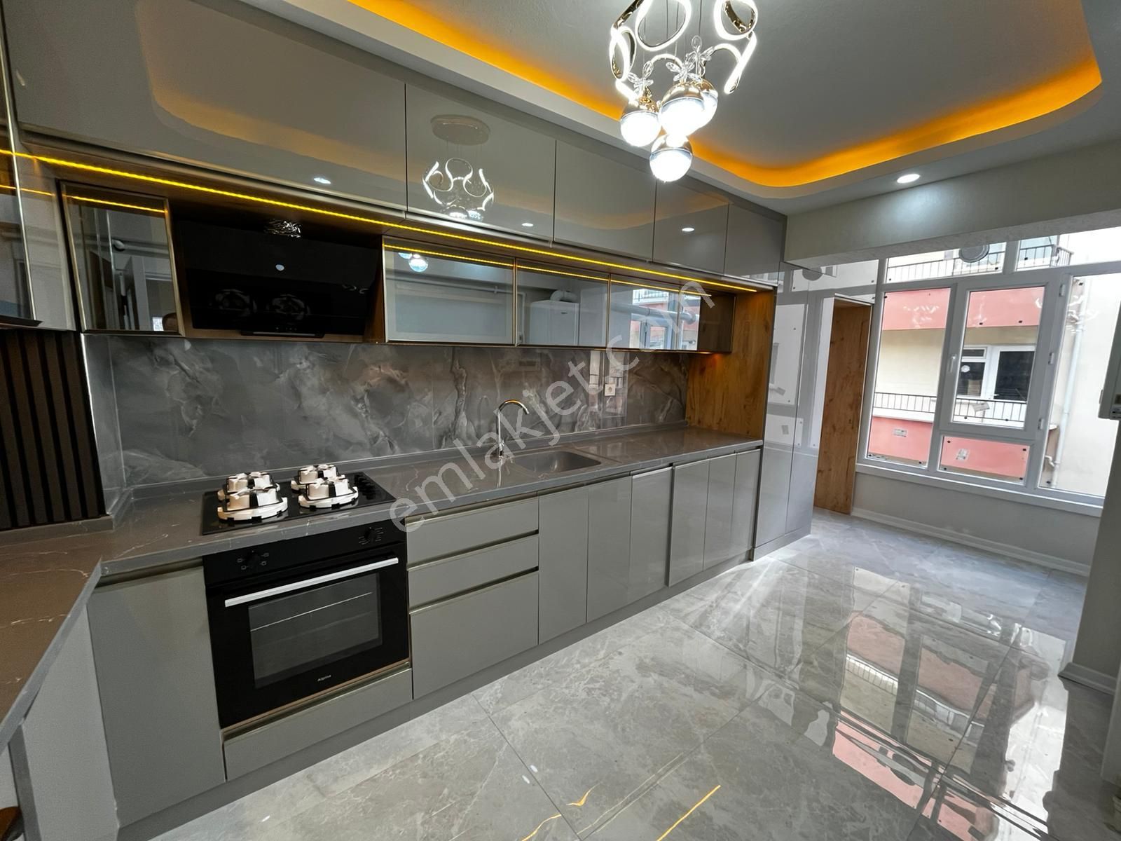 Sincan Pınarbaşı Mh.de 3+1 Full Yapılı Satılık Daire