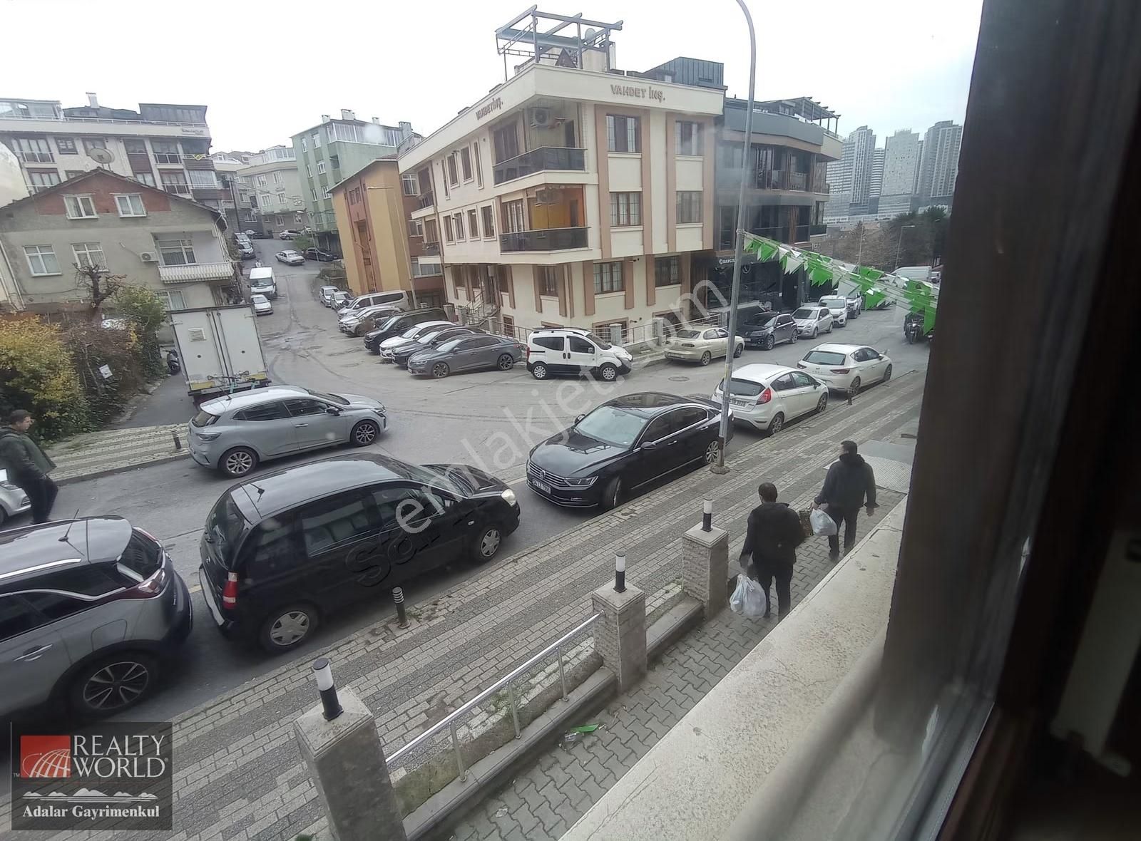 Ünalan Metro Yakını, 10 Yıllık, 2+1, İskanlı Ön Cephe 1. Kat... - Görsel 3