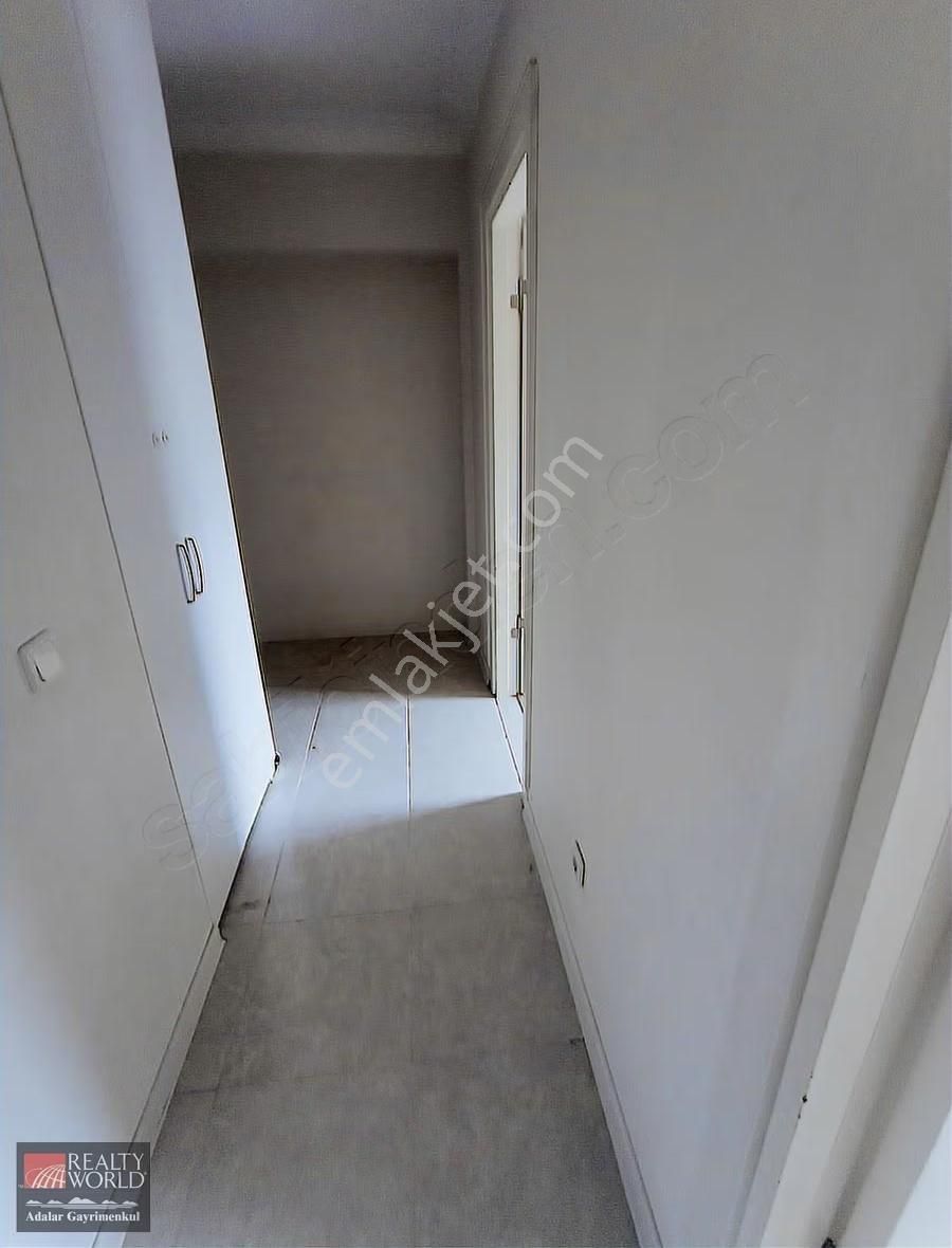 Ünalan Metro Yakını, 10 Yıllık, 2+1, İskanlı Ön Cephe 1. Kat... - Görsel 15