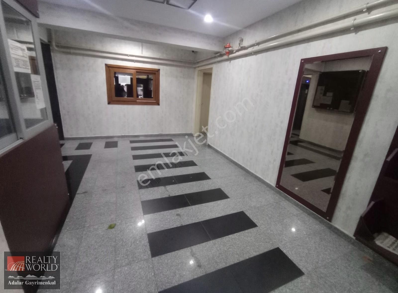 Ünalan Metro Yakını, 10 Yıllık, 2+1, İskanlı Ön Cephe 1. Kat... - Görsel 8