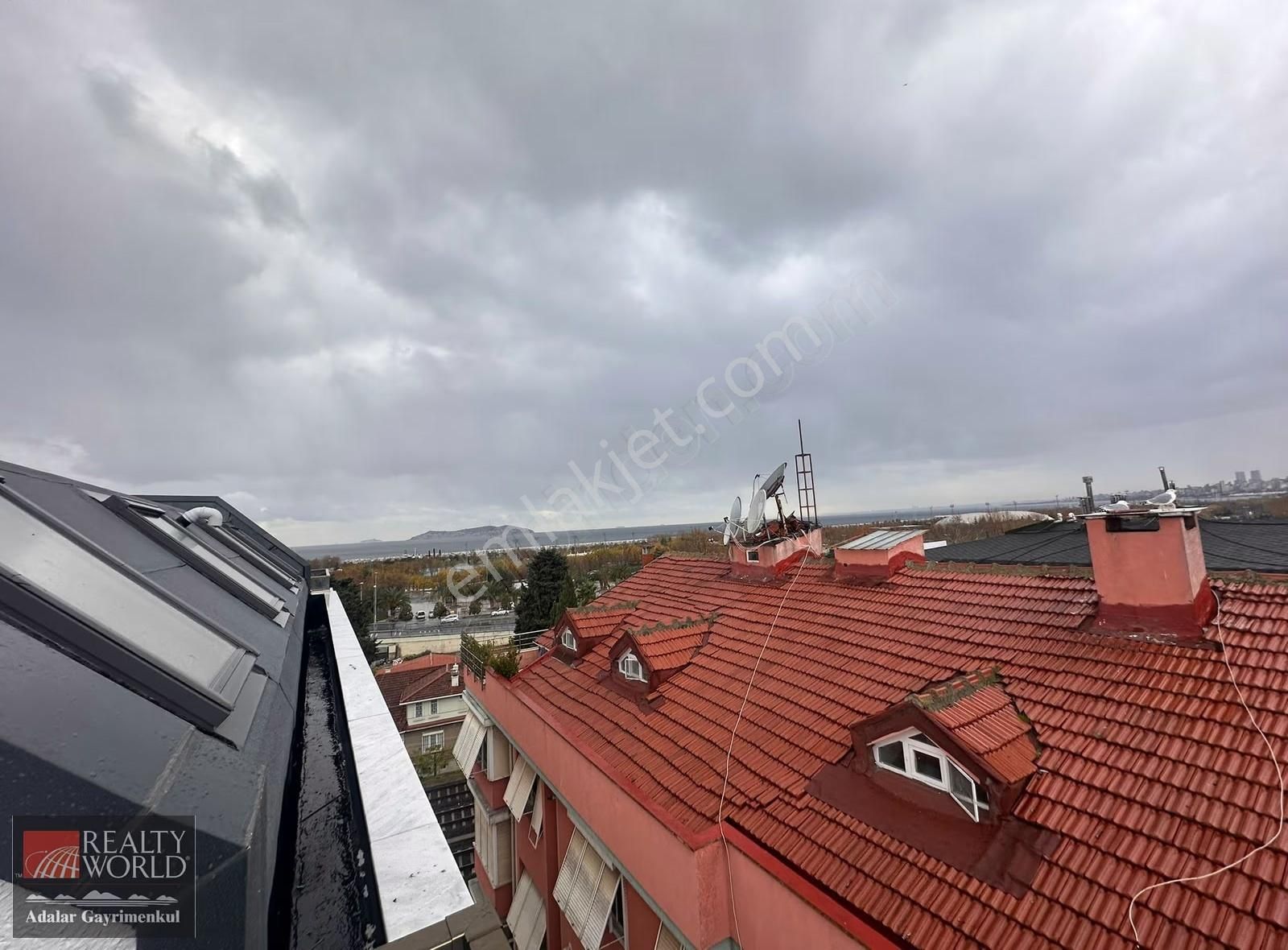 İdealtepe Sahilde Deniz Manzaralı Sıfır Dubleks 3+1 Satılık - Görsel 14