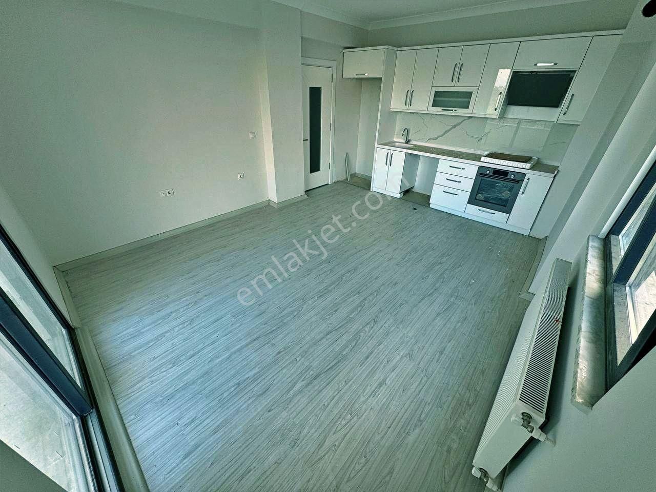 Uytundan Kadıköyde Doğalgazlı Kapalı Otoparklı 2+1 Satılık Daire - Görsel 31