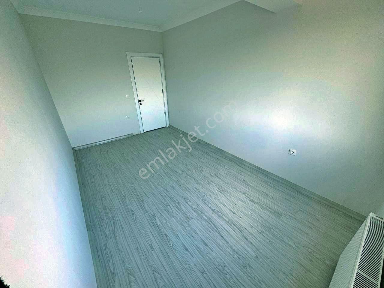 Uytundan Kadıköyde Doğalgazlı Kapalı Otoparklı 2+1 Satılık Daire - Görsel 27